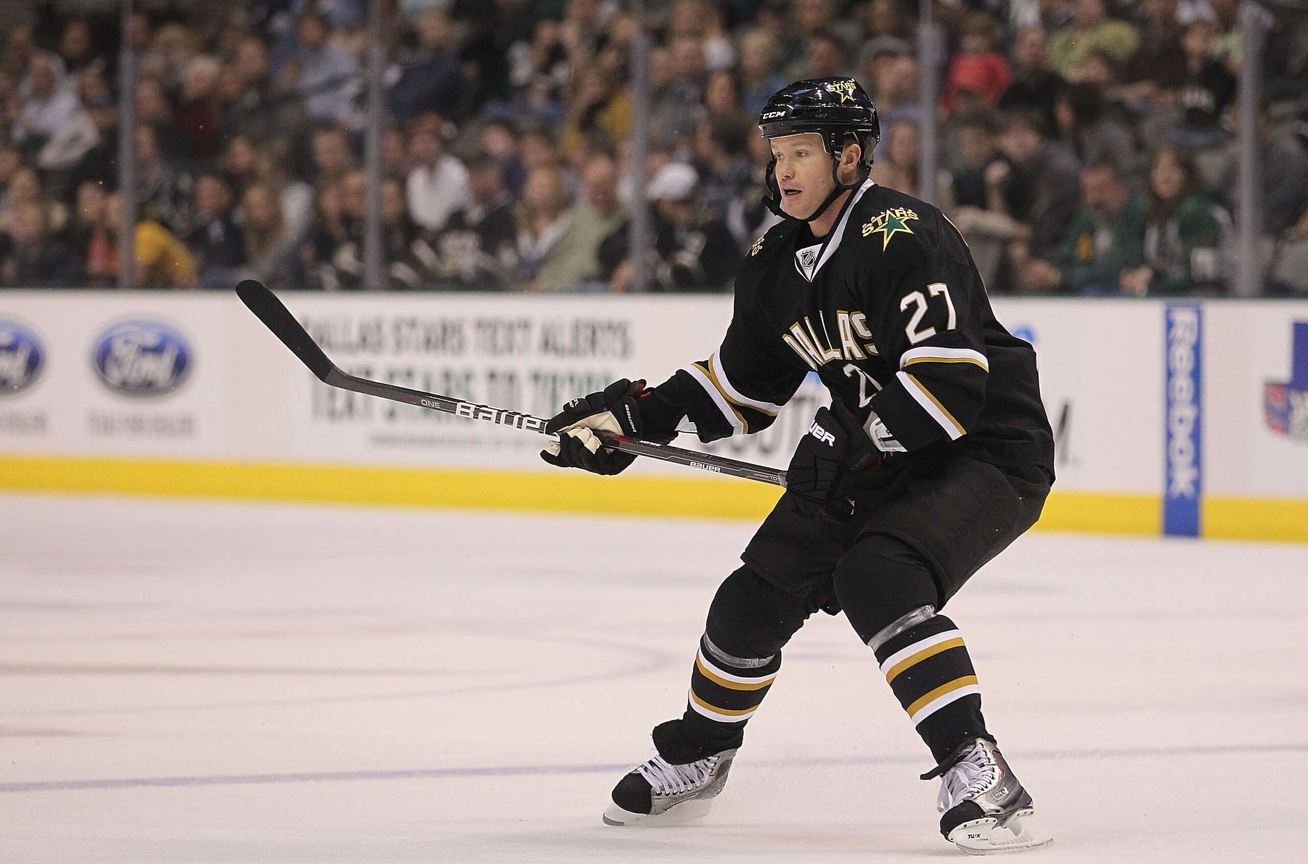 DALLAS, TX - FEBRUARY 13:  Center Jason Williams #27 of the Dallas Stars at American Airlines Center on February 13, 2011 in Dallas, Texas.  (Photo by Ronald Martinez/Getty Images)