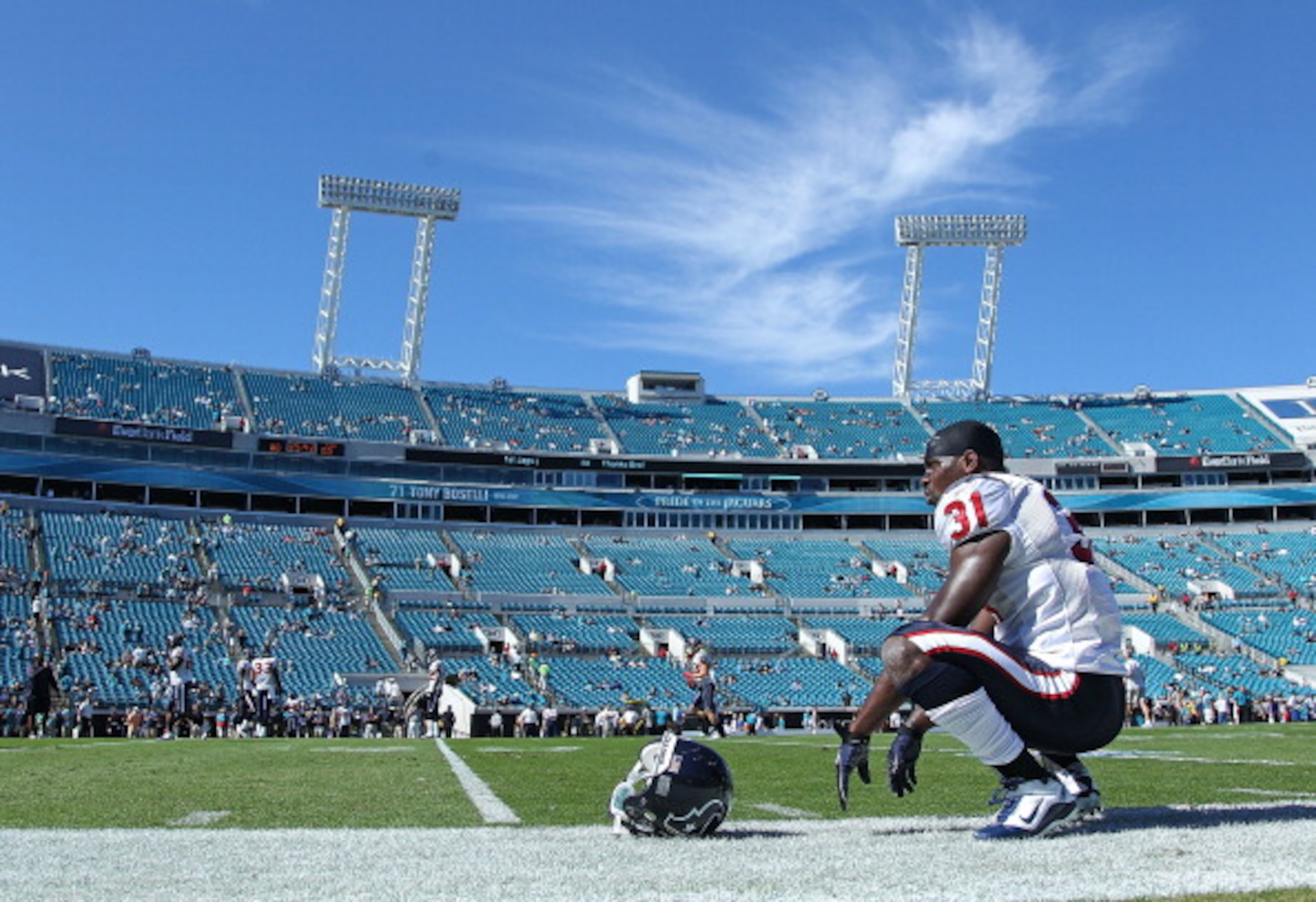 JACKSONVILLE, FL - NOVEMBER 14: Bernard Pollard #31 of the Houston Texans stretches before a game against the Jacksonville Jaguars at EverBank Field on November 14, 2010 in Jacksonville, Florida. (Photo by Mike Ehrmann/Getty Images) JACKSONVILLE, FL - NOVEMBER 14: Bernard Pollard #31 of the Houston Texans stretches before a game against the Jacksonville Jaguars at EverBank Field on November 14, 2010 in Jacksonville, Florida. (Photo by Mike Ehrmann/Getty Images)