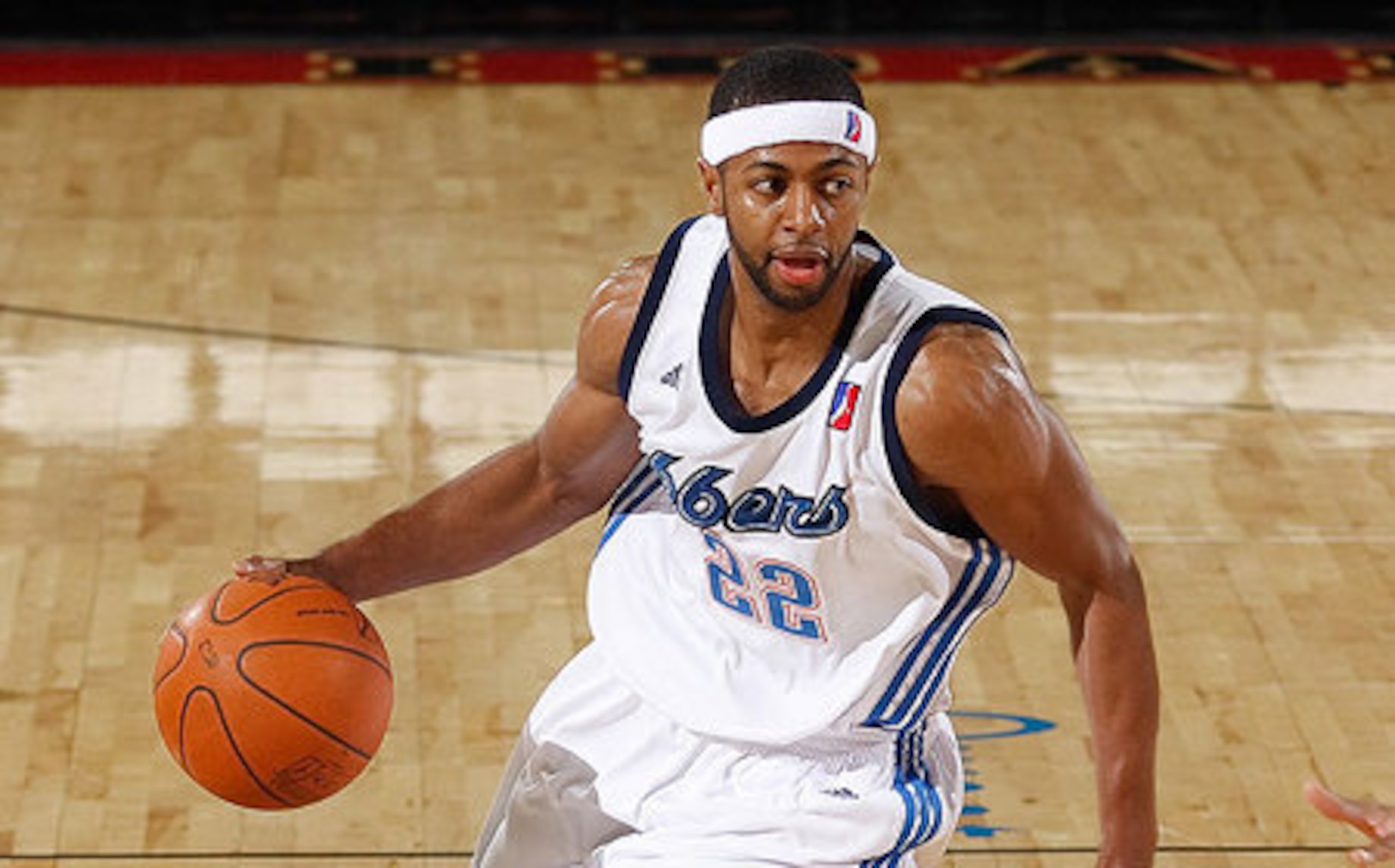 Mustafa Shakur (Arizona) now plays for the Rio Grande Valley Vipers.
