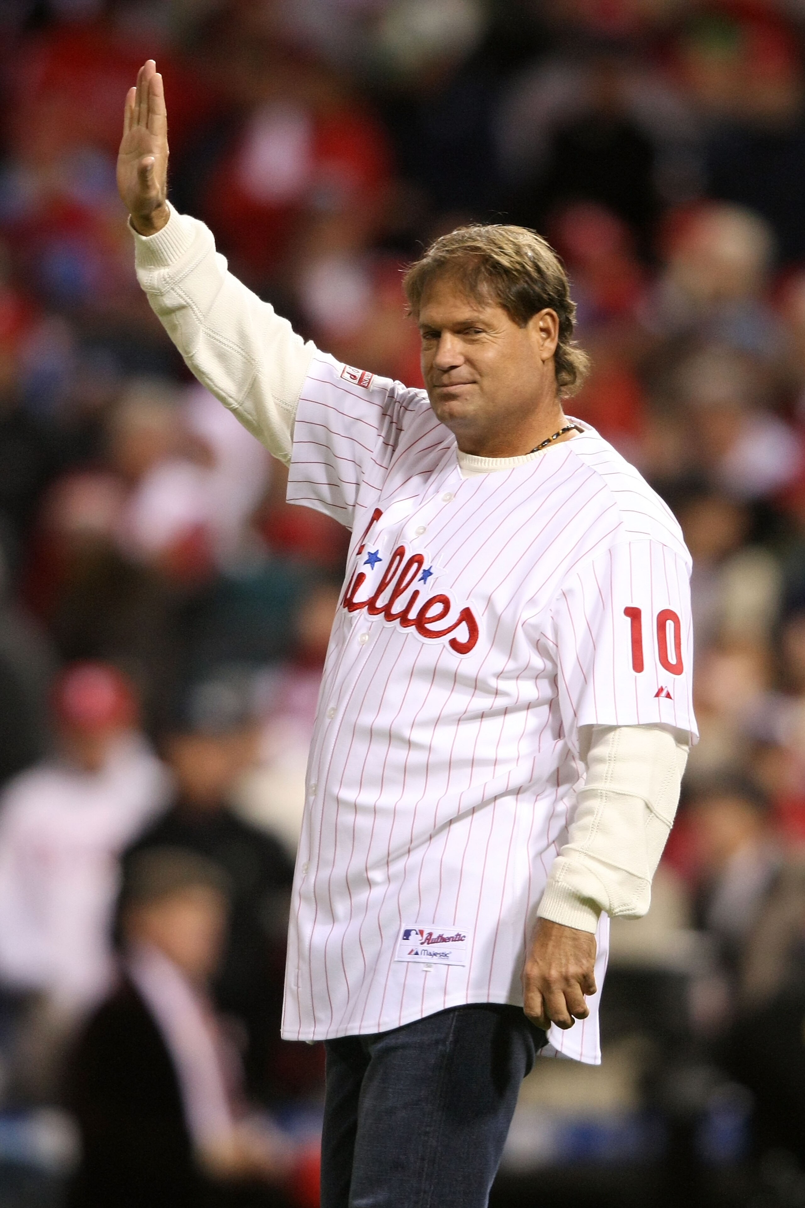 PHILADELPHIA - OCTOBER 18:  Darren Dalton waves to the crowd before throwing out the first pitch before the Los Angeles Dodgers take on the Philadelphia Phillies in Game Three of the NLCS during the 2009 MLB Playoffs at Citizens Bank Park on October 18, 2