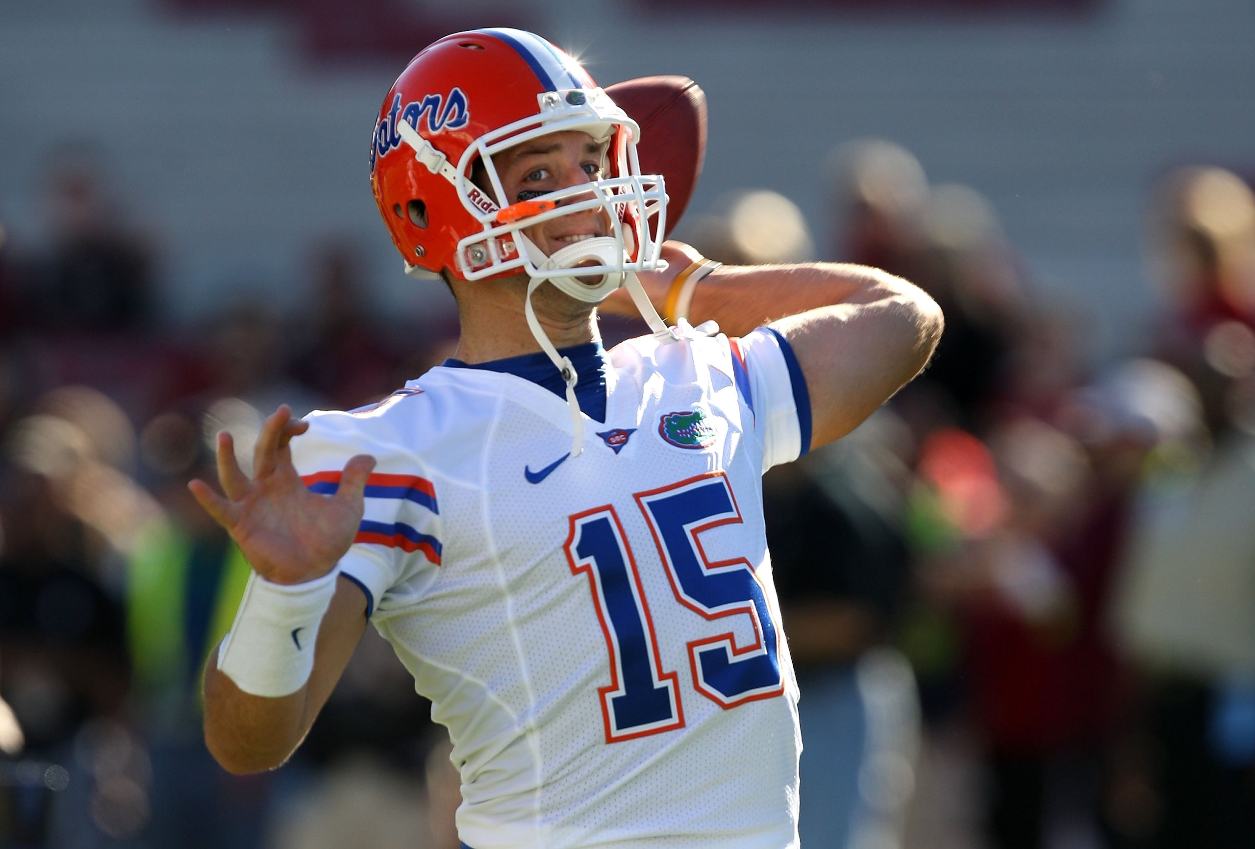 COLUMBIA, SC - NOVEMBER 14: Tim Tebow #15 of the Florida Gators warms up before the game against the South Carolina Gamecocks at Williams-Brice Stadium on November 14, 2009 in Columbia, South Carolina. (Photo by Streeter Lecka/Getty Images) COLUMBIA, SC - NOVEMBER 14: Tim Tebow #15 of the Florida Gators warms up before the game against the South Carolina Gamecocks at Williams-Brice Stadium on November 14, 2009 in Columbia, South Carolina. (Photo by Streeter Lecka/Getty Images)