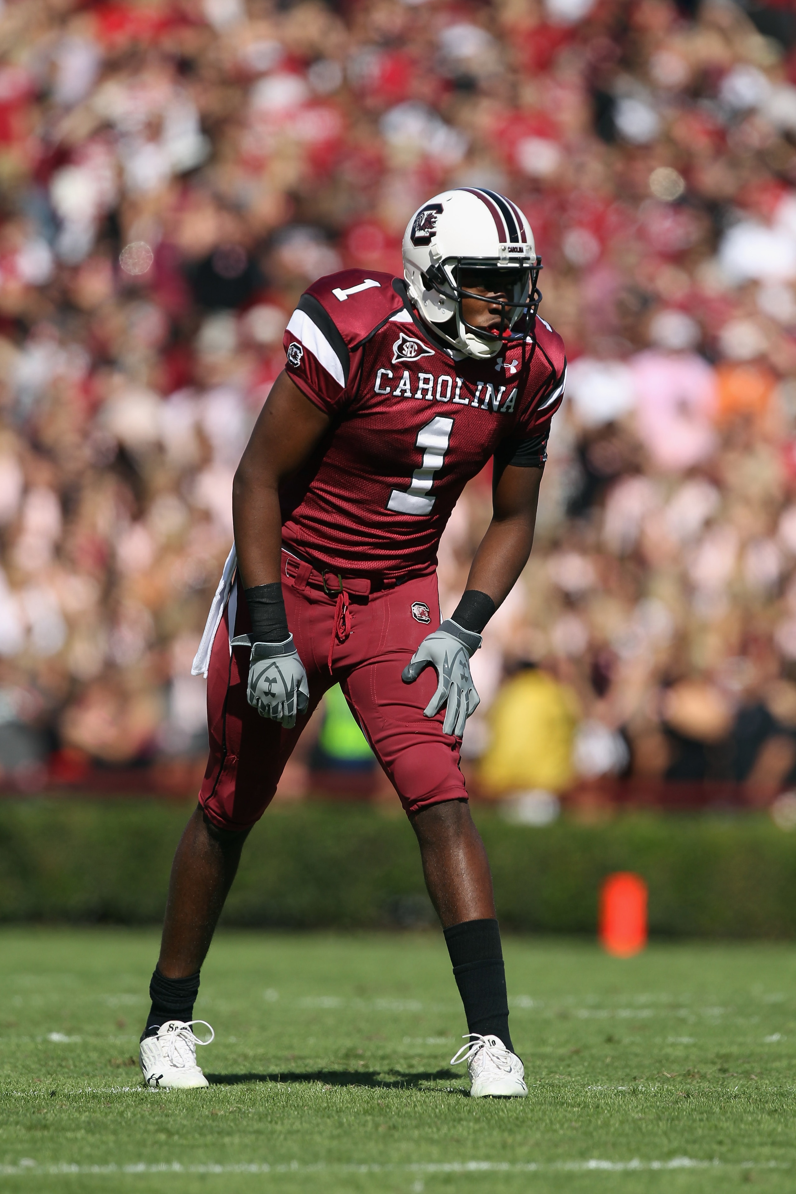 COLUMBIA, SC - OCTOBER 30:  Alshon Jeffery #1 of the South Carolina Gamecocks against the Tennessee Volunteers during their game at Williams-Brice Stadium on October 30, 2010 in Columbia, South Carolina.  (Photo by Streeter Lecka/Getty Images)
