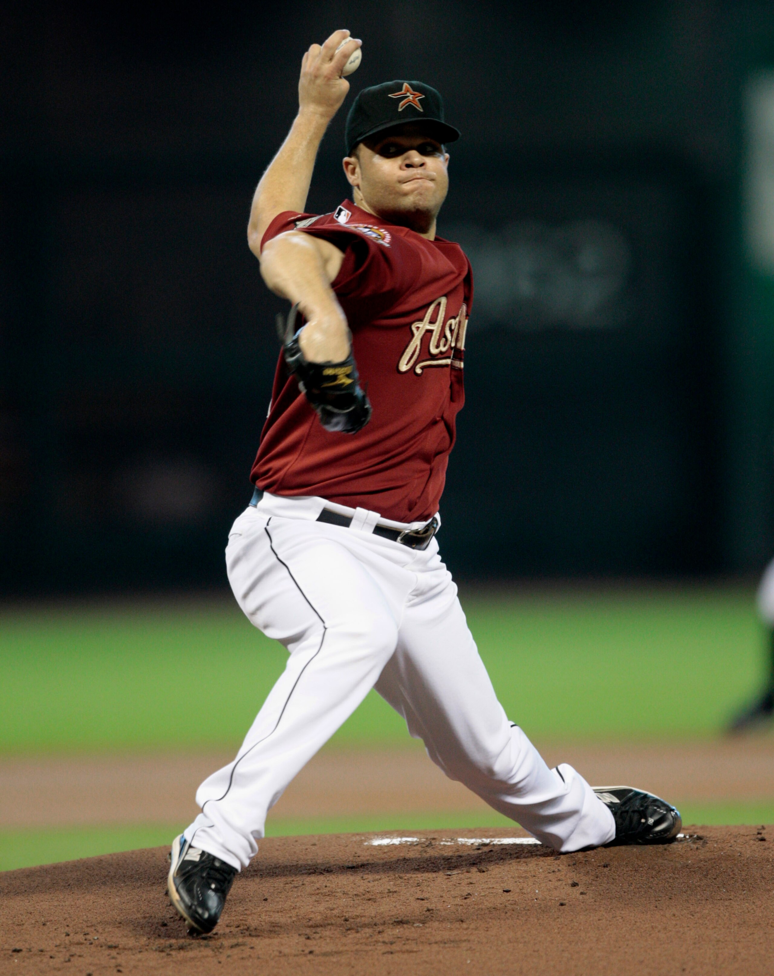 HOUSTON - JULY 11:  Wandy Rodriguez #51 of the Houston Astros throws against the St. Louis Cardinals at Minute Maid Park on July 11, 2010 in Houston, Texas.  (Photo by Bob Levey/Getty Images)