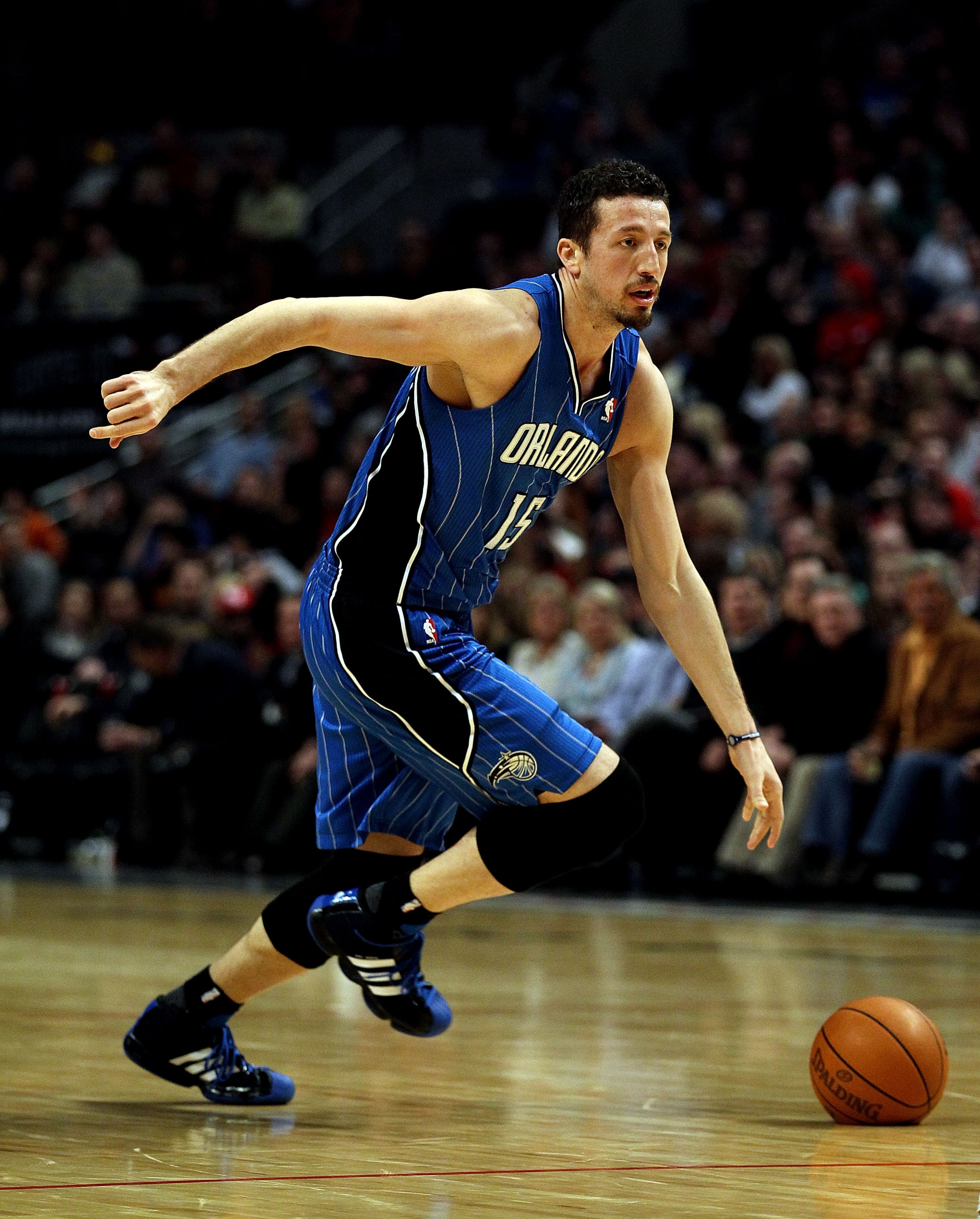 CHICAGO, IL - JANUARY 28: Hedo Turkoglu #15 of the Orlando Magic moves against the Chicago Bulls at the United Center on January 28, 2011 in Chicago, Illinois. The Bulls defeated the Magic 99-90. NOTE TO USER: User expressly acknowledges and agrees that, CHICAGO, IL - JANUARY 28: Hedo Turkoglu #15 of the Orlando Magic moves against the Chicago Bulls at the United Center on January 28, 2011 in Chicago, Illinois. The Bulls defeated the Magic 99-90. NOTE TO USER: User expressly acknowledges and agrees that,