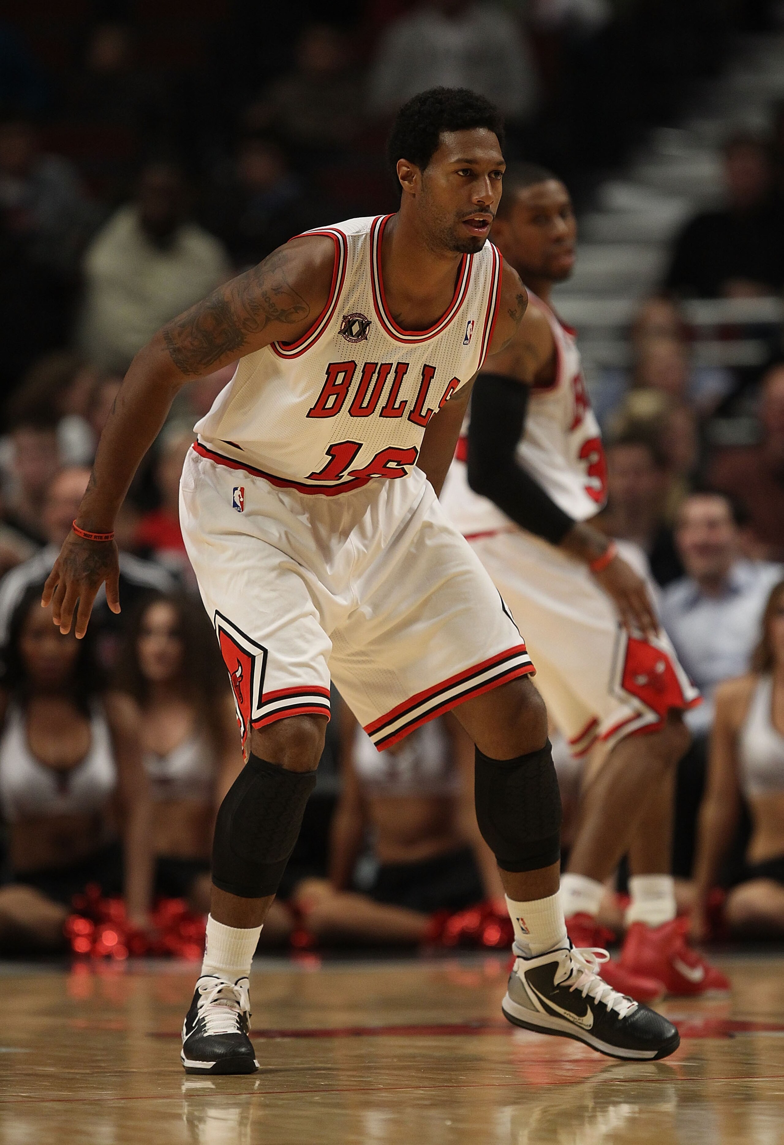 CHICAGO - NOVEMBER 11: James Johnson #16 of the Chicago Bulls defends against the Golden State Warriors at the United Center on November 11, 2010 in Chicago, Illinois. The Bulls defeated the Warriors 120-90. NOTE TO USER: User expressly acknowledges and a