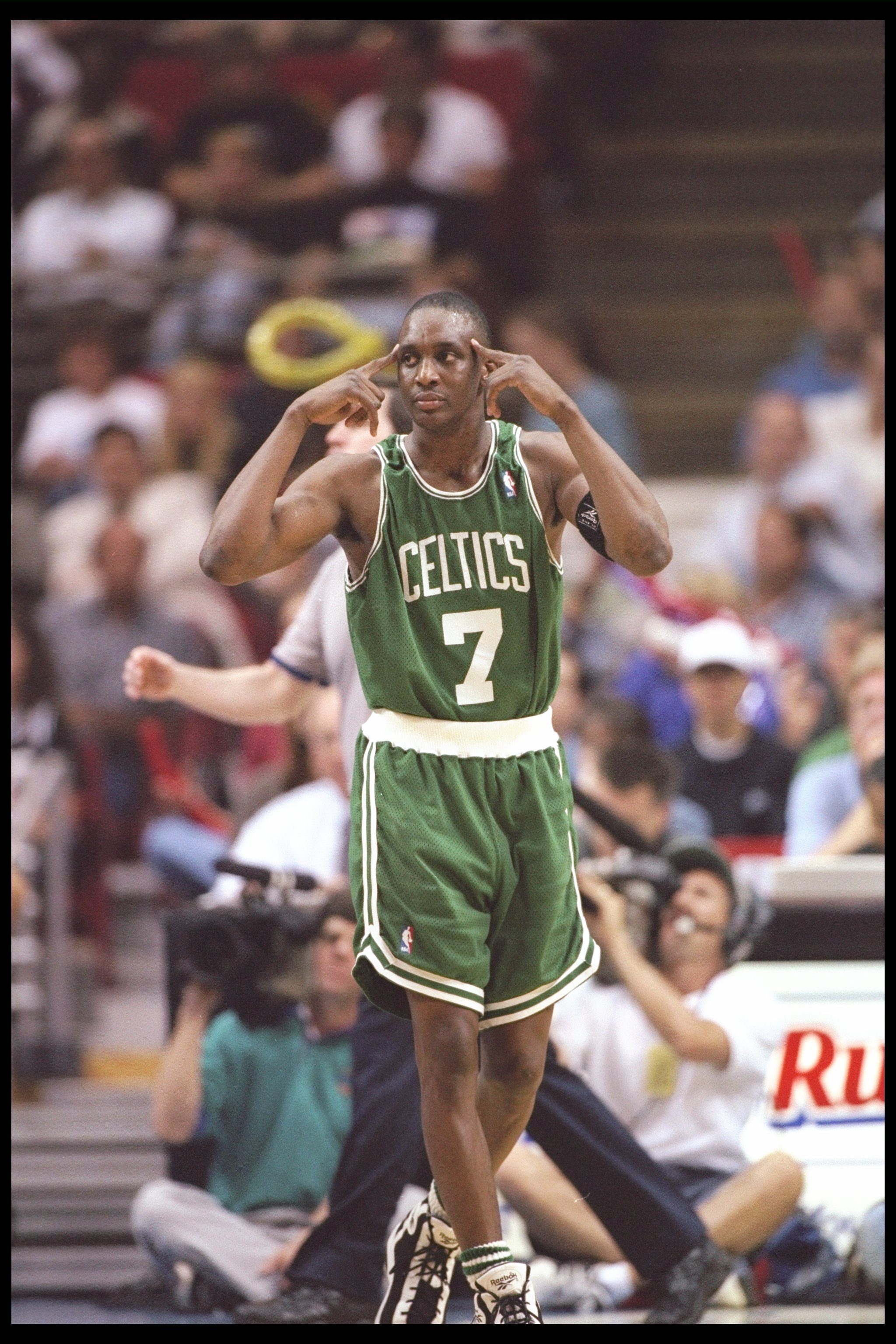 Boston Celtics Rookie Dee Brown Pumped Up His Shoes and the Crowd for an  Unexpected Slam Dunk Contest Victory in '91