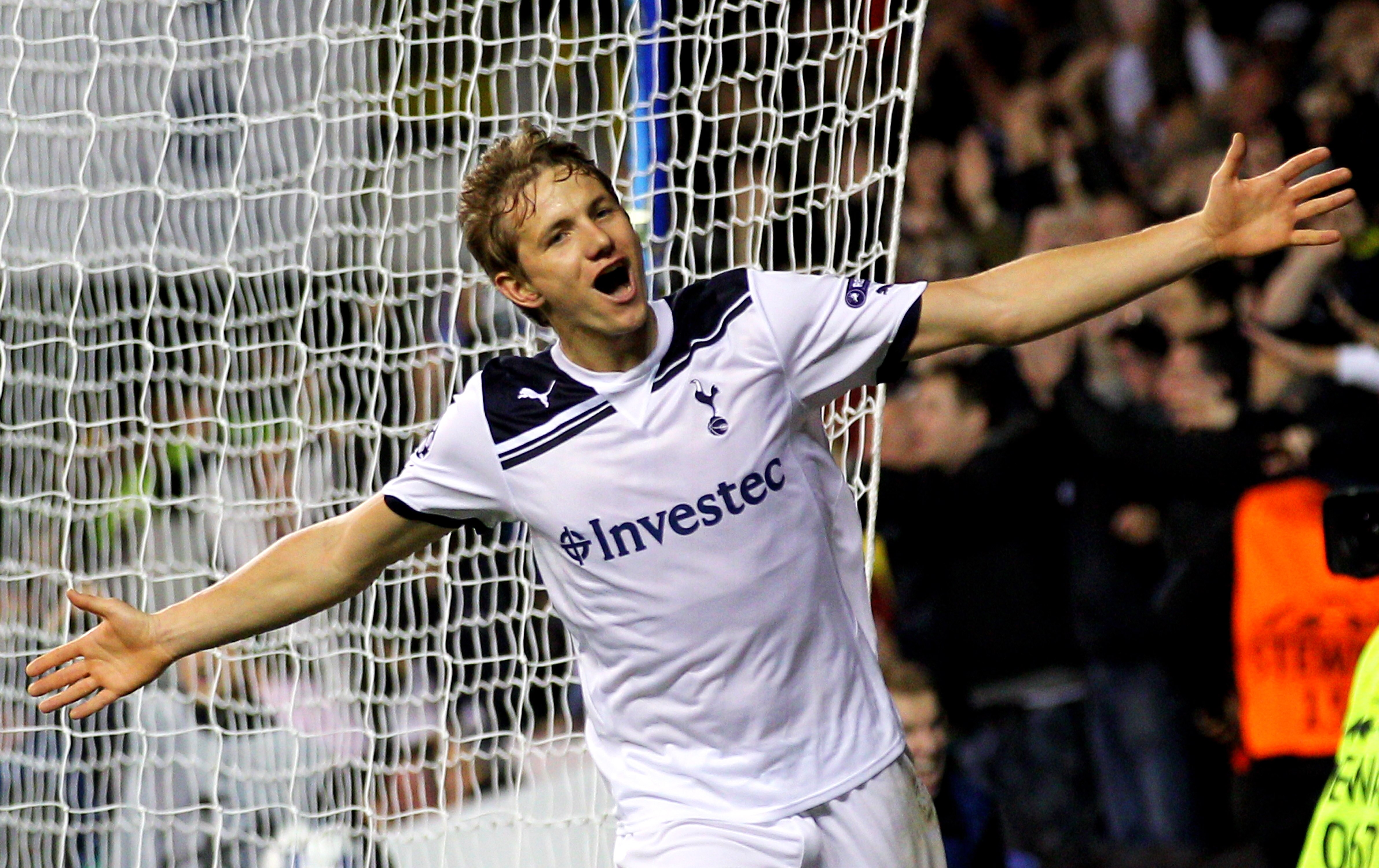 LONDON, ENGLAND - NOVEMBER 02:  Roman Pavlyuchenko of Spurs celebrates after scoring his team's third goal during the UEFA Champions League Group A match between Tottenham Hotspur and Inter Milan at White Hart Lane on November 2, 2010 in London, England.