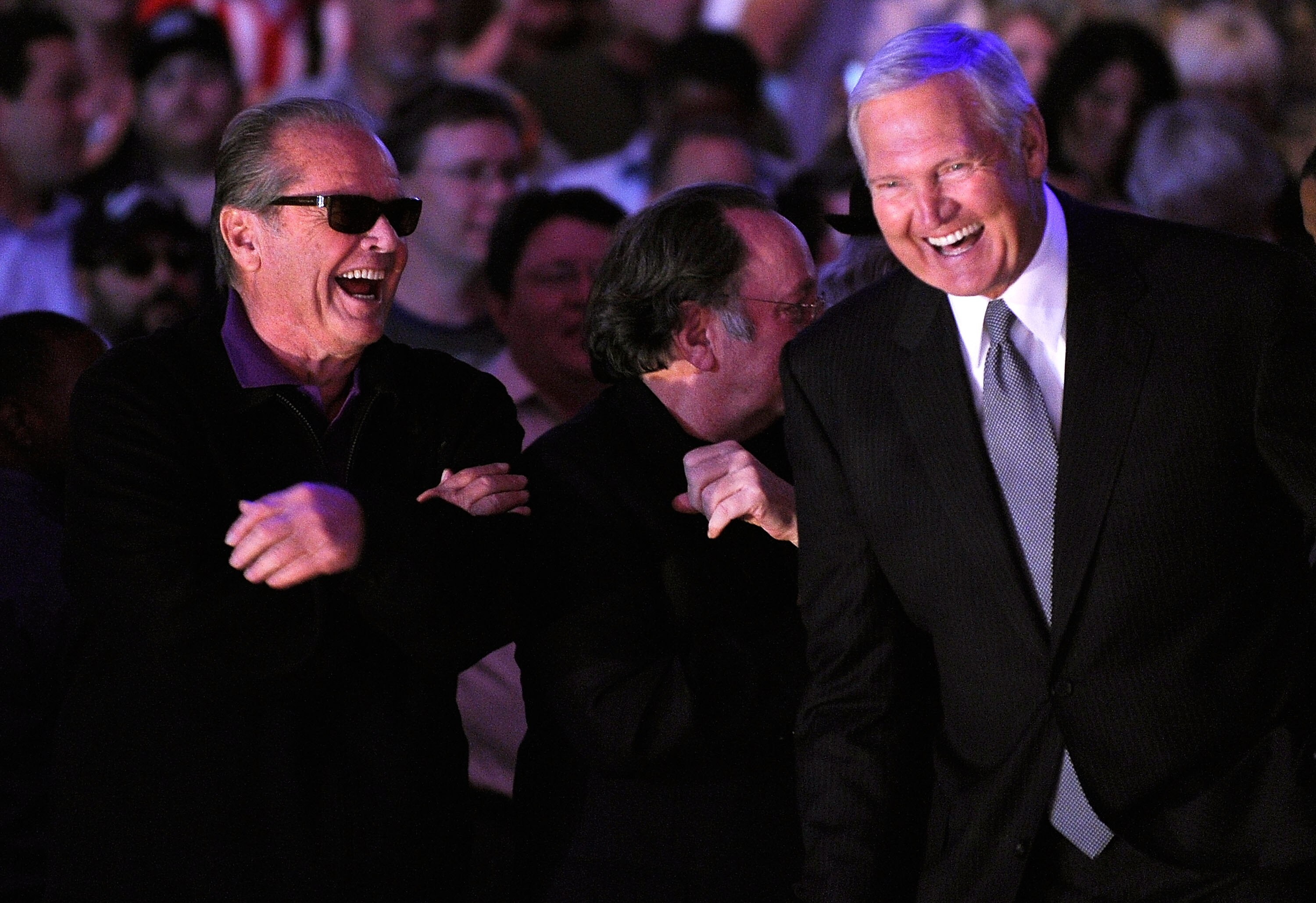 LOS ANGELES, CA - OCTOBER 27:  Jack Nicholson (L) and Lakers legend Jerry West (R) share a laugh during the Los Angeles Lakers championship ring ceremony before the season opening game against the Los Angeles Clippers at Staples Center on October 27, 2009