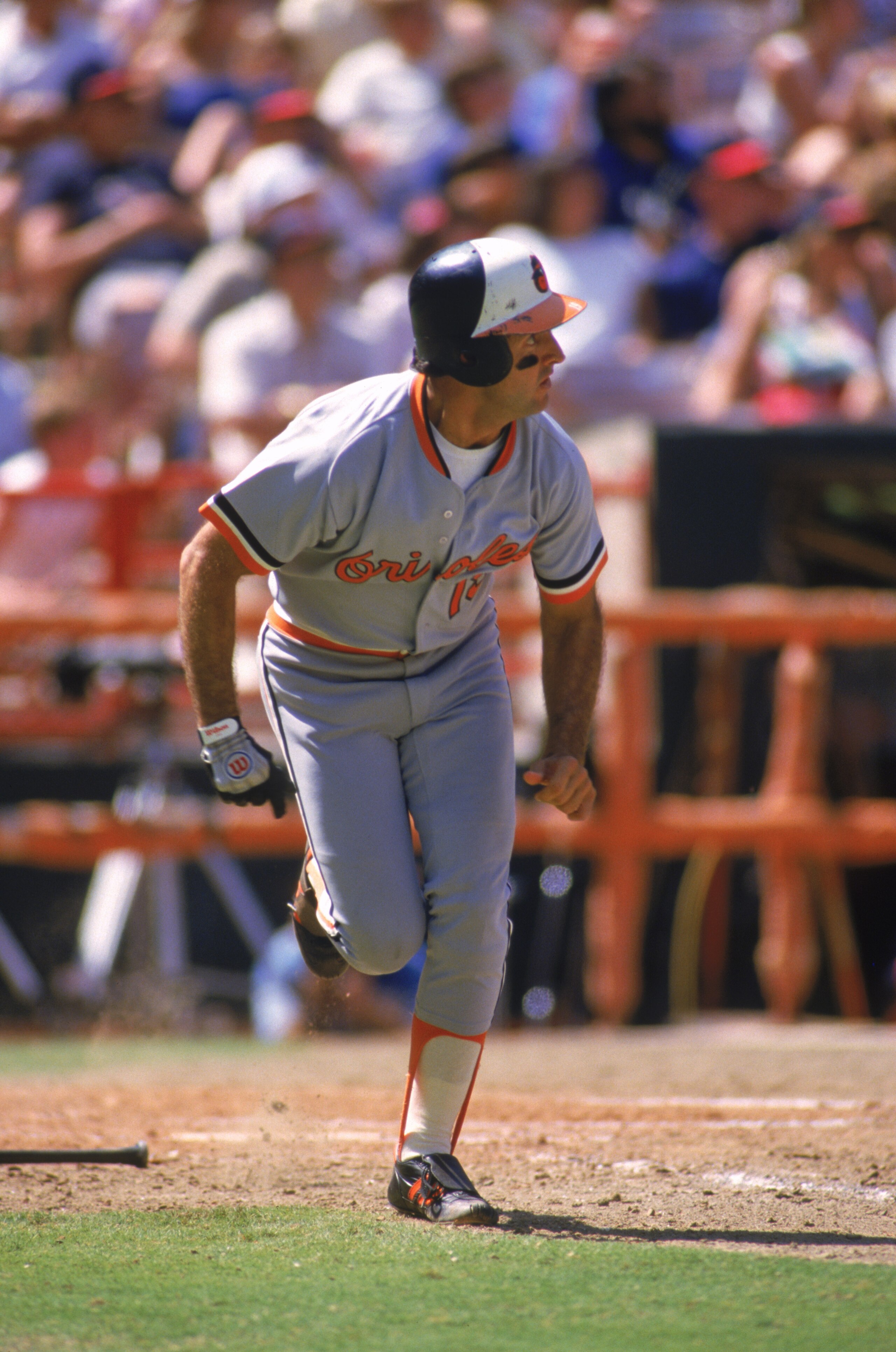 ANAHEIM, CA - SEPTEMBER: Fred Lynn #19 of the Baltimore Orioles runs to first base against the California Angels during a September 1986 game at Anaheim Stadium in Anaheim, California. (Photo by Rick Stewart/Getty Images) ANAHEIM, CA - SEPTEMBER: Fred Lynn #19 of the Baltimore Orioles runs to first base against the California Angels during a September 1986 game at Anaheim Stadium in Anaheim, California. (Photo by Rick Stewart/Getty Images)