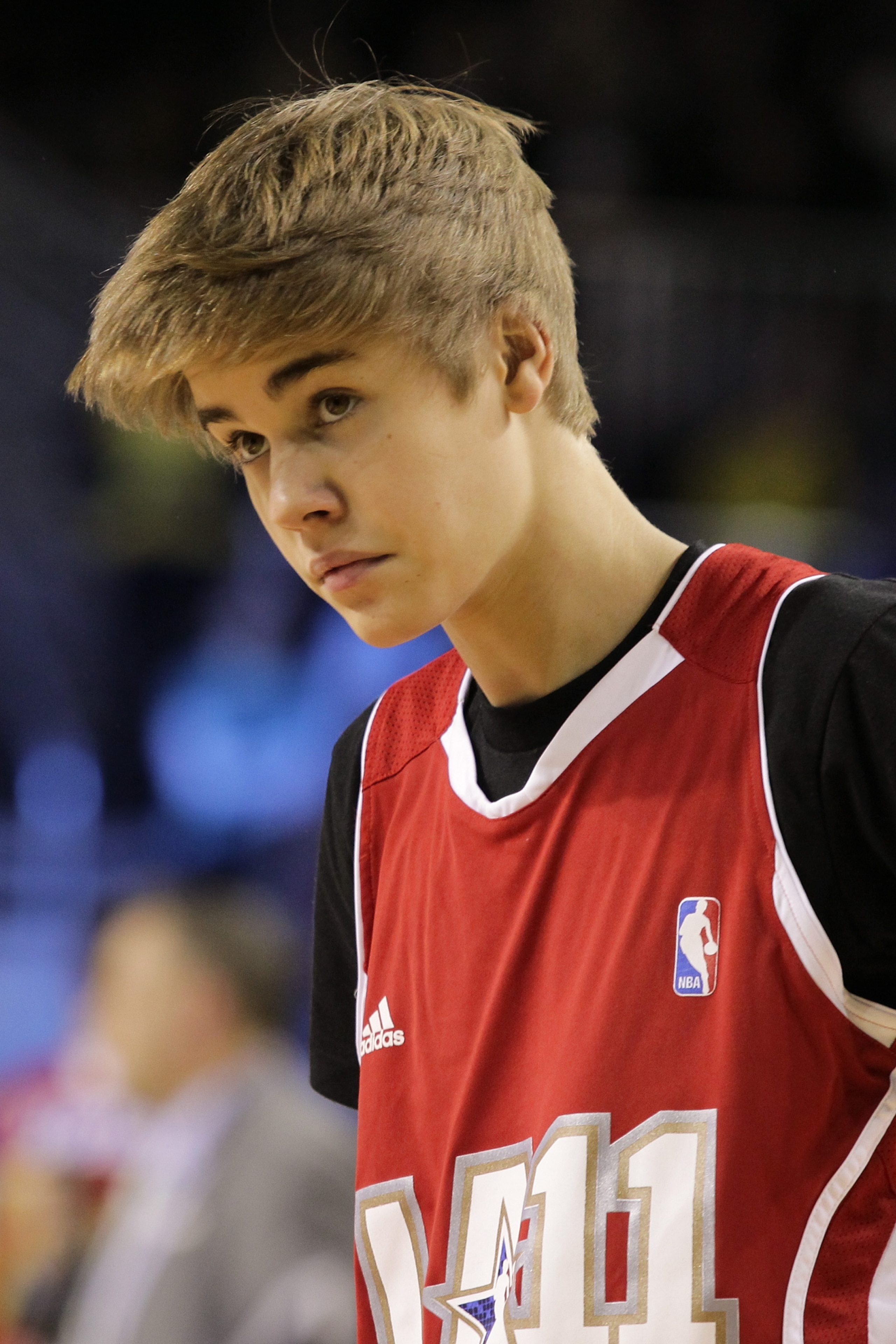 LOS ANGELES, CA - FEBRUARY 18:  Justin Bieber plays at the 2011 BBVA NBA All-Star Celebrity Game at the Los Angeles Convention Center on February 18, 2011 in Los Angeles, California.  (Photo by Noel Vasquez/Getty Images)