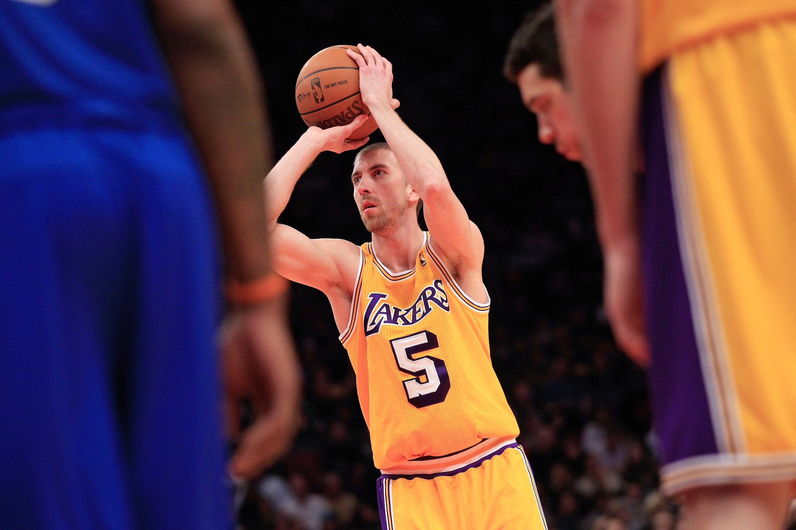 NEW YORK, NY - FEBRUARY 11: Steve Blake #5 of the Los Angeles Lakers shoots a free thow against the New York Knicks at Madison Square Garden on February 11, 2011 in New York City. NOTE TO USER: User expressly acknowledges and agrees that, by downloading a