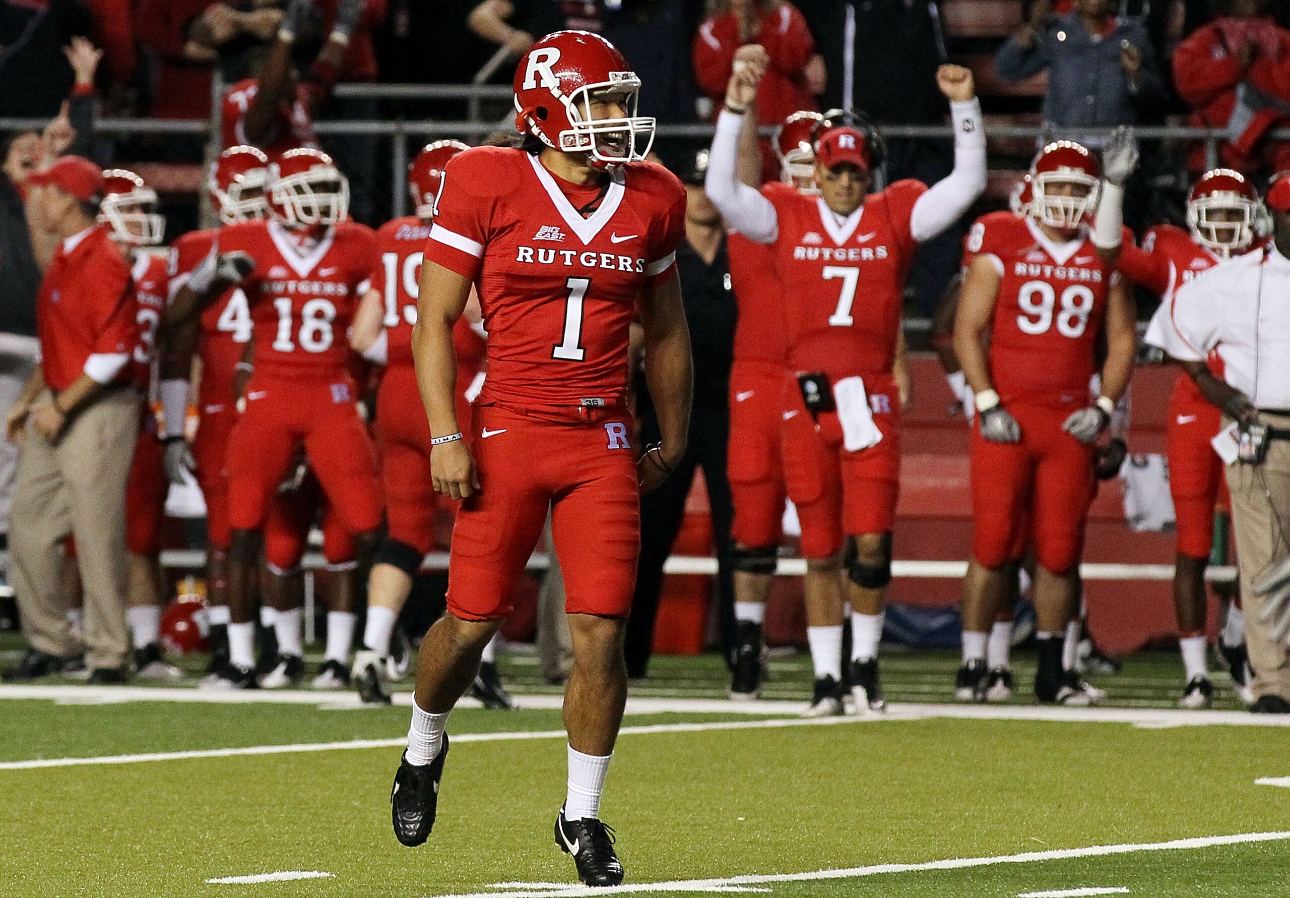 PISCATAWAY, NJ - OCTOBER 08:  San San Te #1 of the Rutgers Scarlet Knights celebrates his game-winning field goal during the final minute against the Connecticut Huskies at Rutgers Stadium on October 8, 2010 in Piscataway, New Jersey. Rutgers defeated UCo