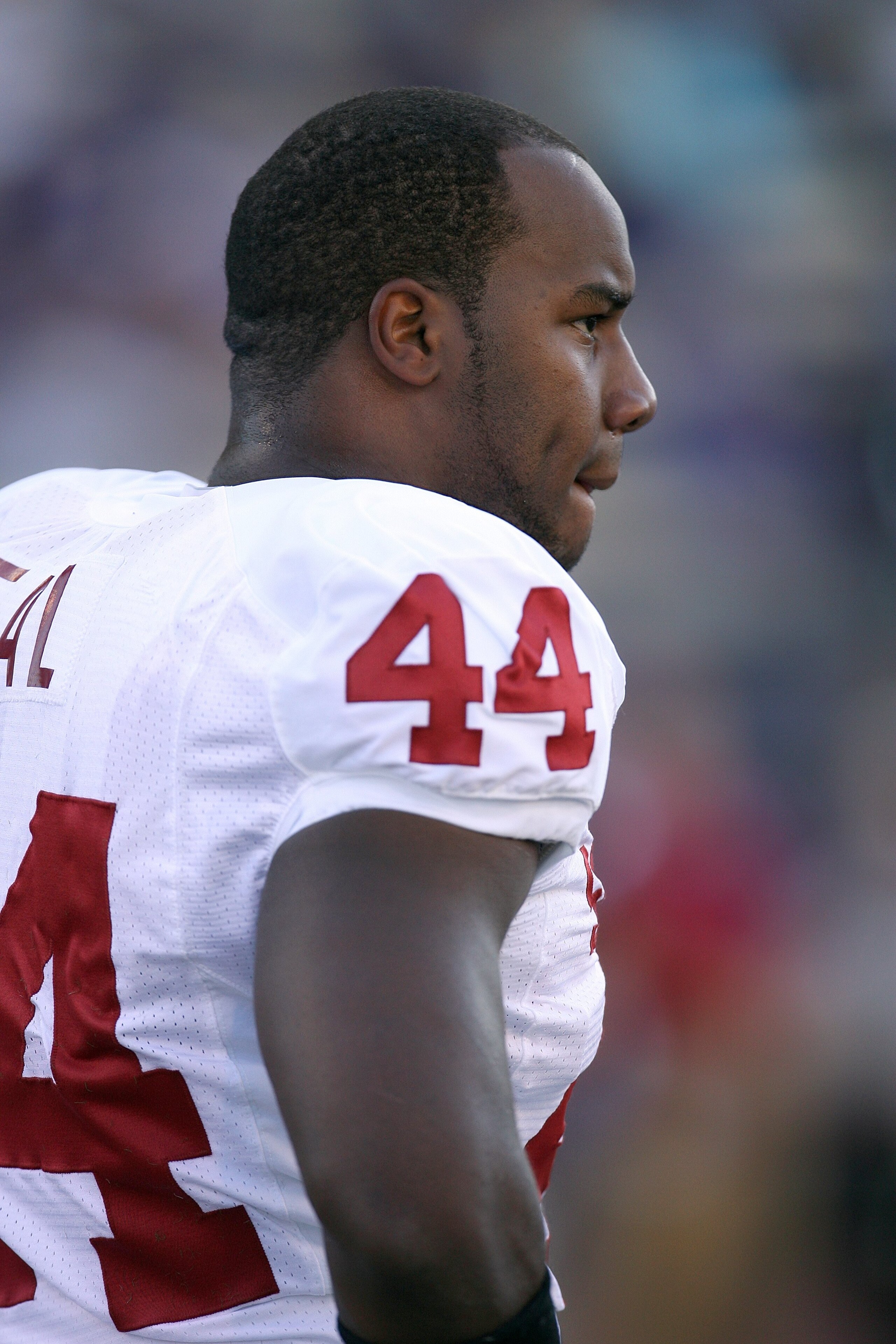 SEATTLE - SEPTEMBER 13:  Defensive end Jeremy Beal #44 of the Oklahoma Sooners looks on during the game against the Washington Huskies on September 13, 2008 at Husky Stadium in Seattle, Washington. The Sooners defeated the Huskies 55-14.(Photo by Otto Gre