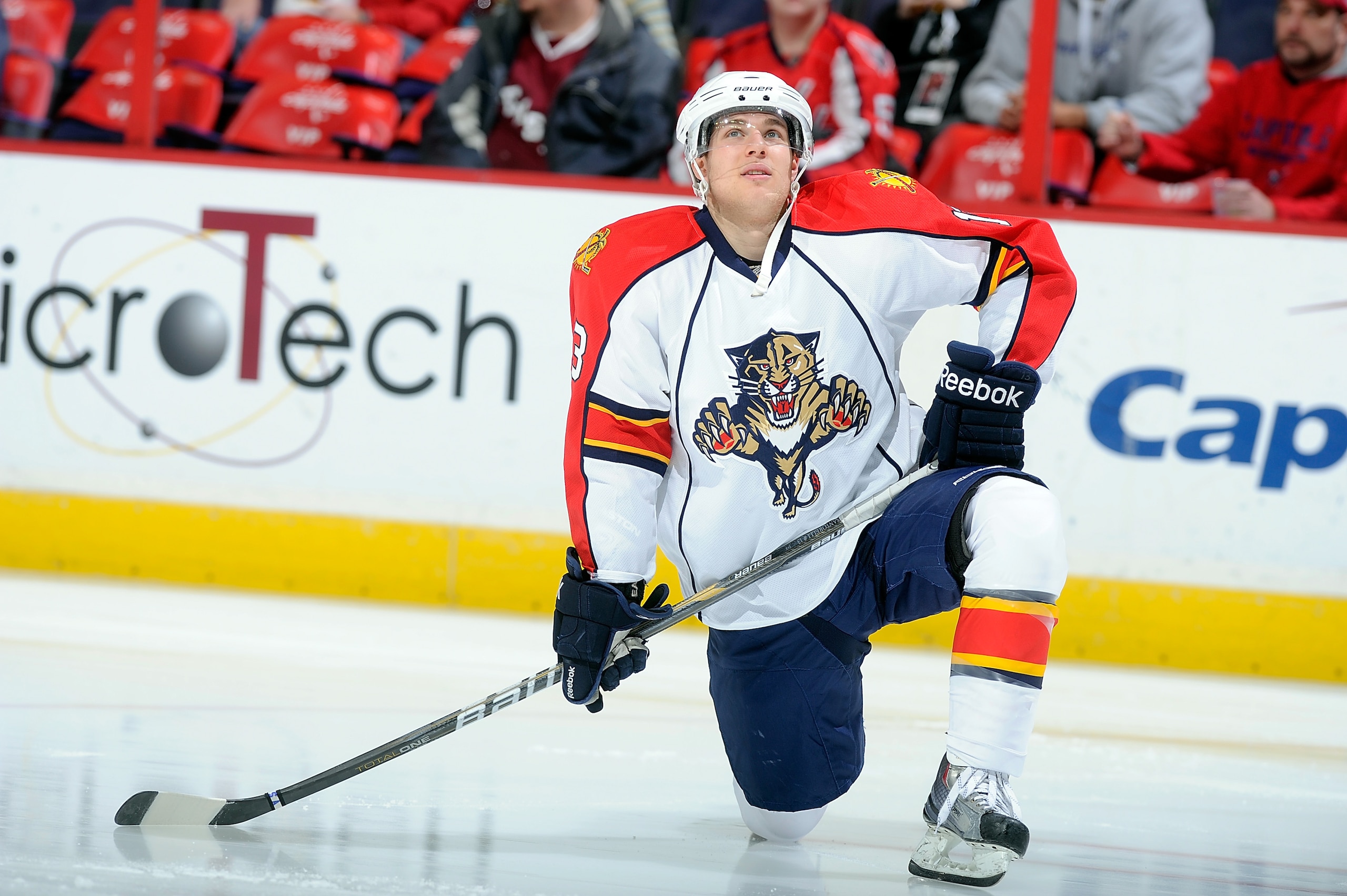 WASHINGTON - JANUARY 08:  Mike Santorelli #13 of the Florida Panthers warms up before the game against the Washington Capitals at the Verizon Center on January 8, 2011 in Washington, DC.  (Photo by Greg Fiume/Getty Images)