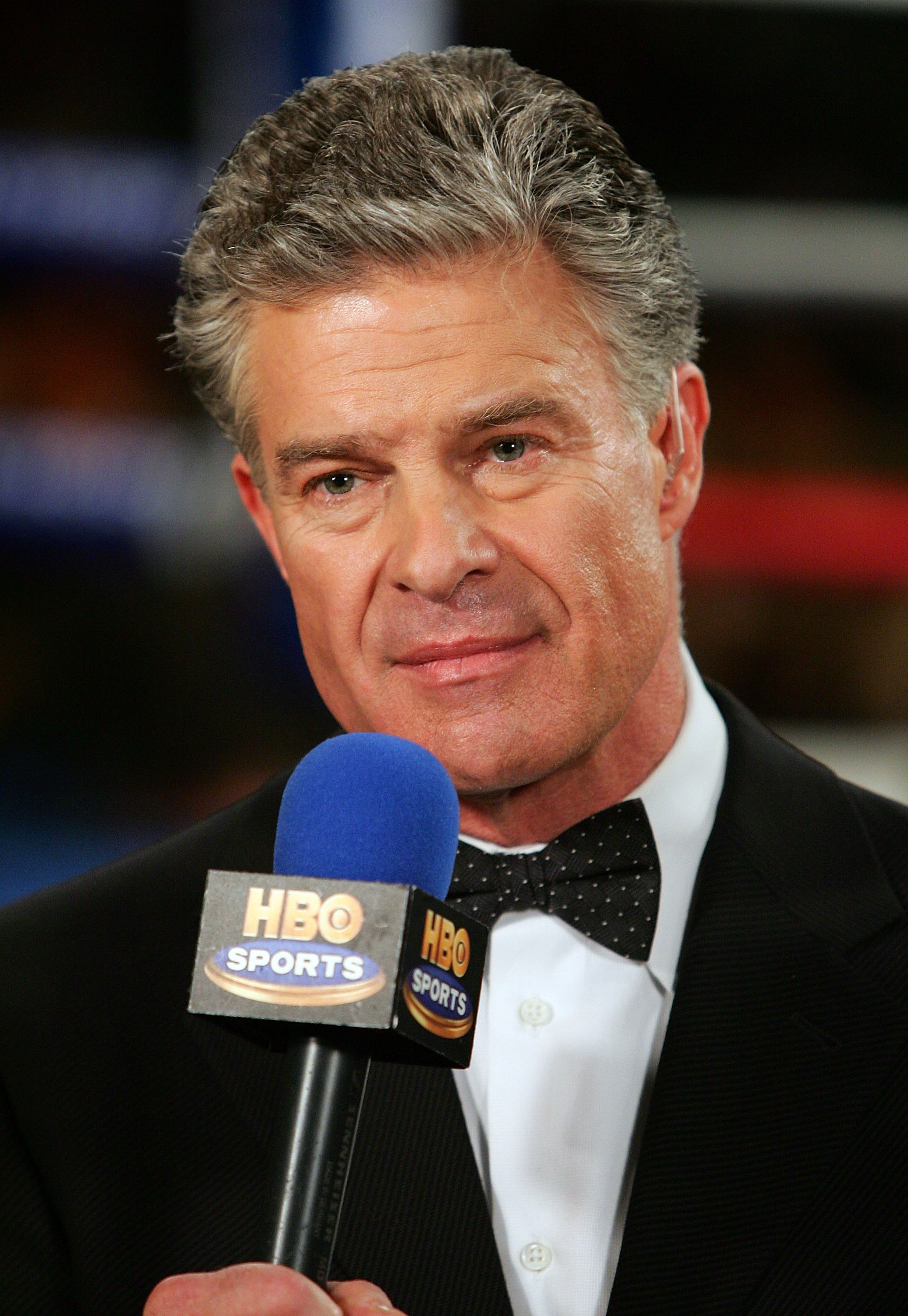 LAS VEGAS - JANUARY 20: HBO boxing announcer Jim Lampley on-the-air after the Matthew Hatton of England and Frank Houghtaling IBF international welterweight title fight on January 20, 2007 in the Paris Ballroom at the Paris Hotel in Las Vegas, Nevada. (