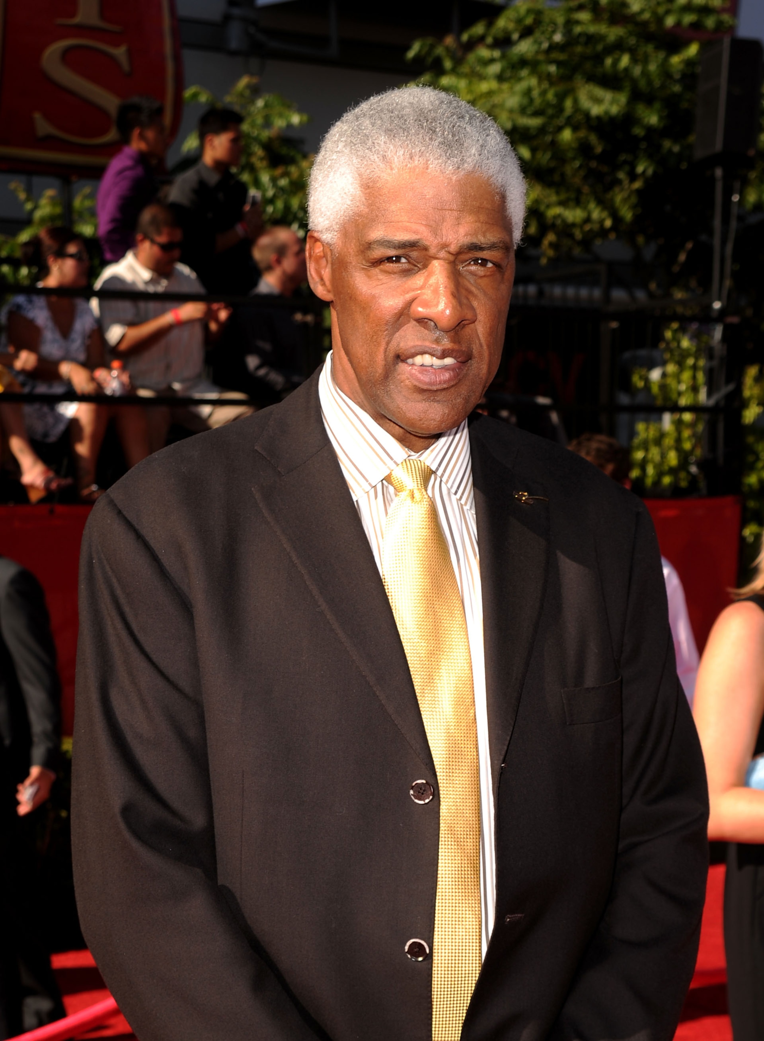 LOS ANGELES, CA - JULY 14: Former NBA player Julius Erving arrives at the 2010 ESPY Awards at Nokia Theatre L.A. Live on July 14, 2010 in Los Angeles, California. (Photo by Jason Merritt/Getty Images) LOS ANGELES, CA - JULY 14: Former NBA player Julius Erving arrives at the 2010 ESPY Awards at Nokia Theatre L.A. Live on July 14, 2010 in Los Angeles, California. (Photo by Jason Merritt/Getty Images)