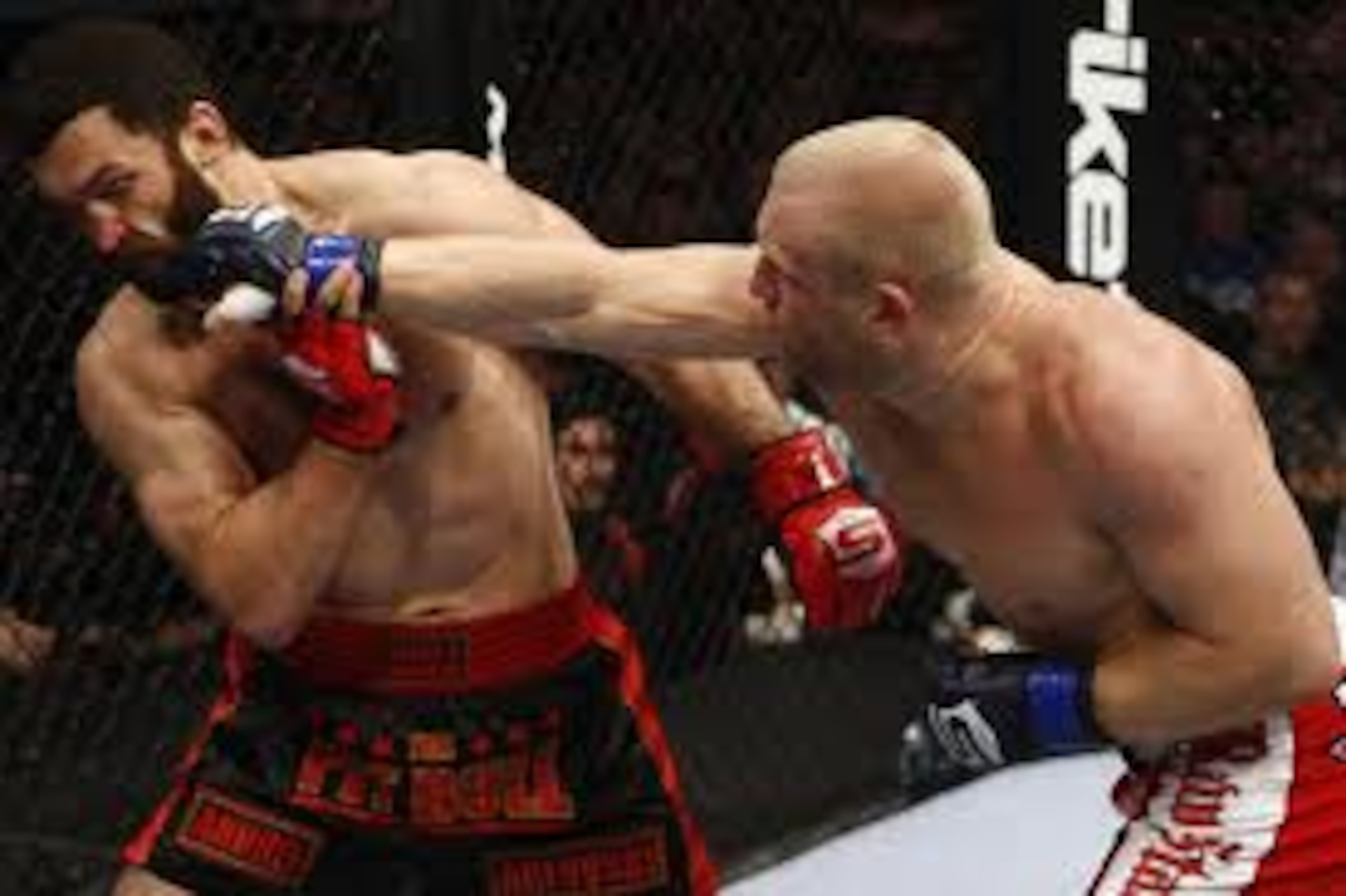 Sergei Kharitonov knocks out Andrei Arlovski in brutal fashion Sergei Kharitonov knocks out Andrei Arlovski in brutal fashion