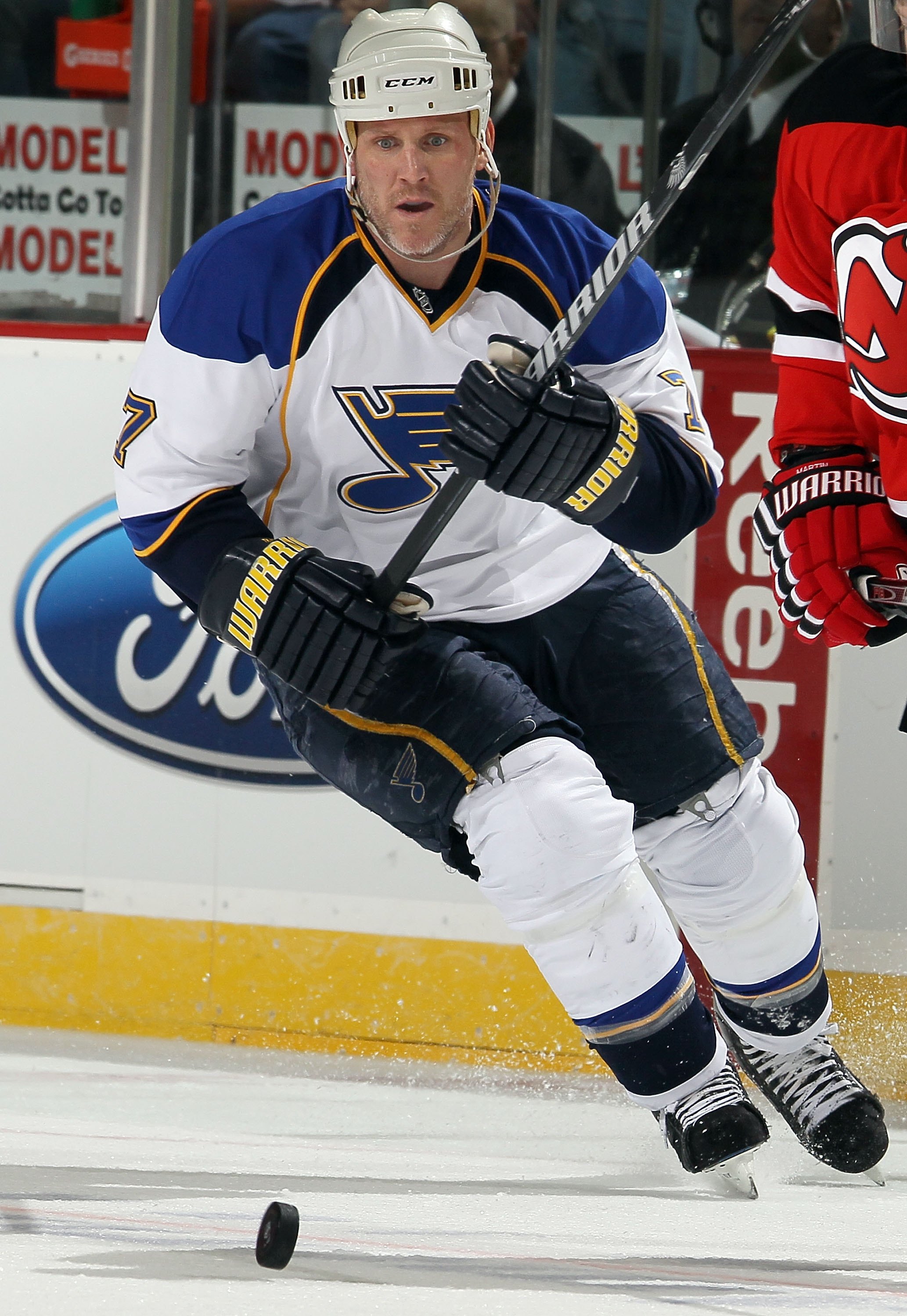 NEWARK, NJ - MARCH 20:  Keith Tkachuk #7 of the St. Louis Blues skates against the New Jersey Devils at the Prudential Center on March 20, 2010 in Newark, New Jersey. The Blues defeated the Devils 1-0.  (Photo by Jim McIsaac/Getty Images)