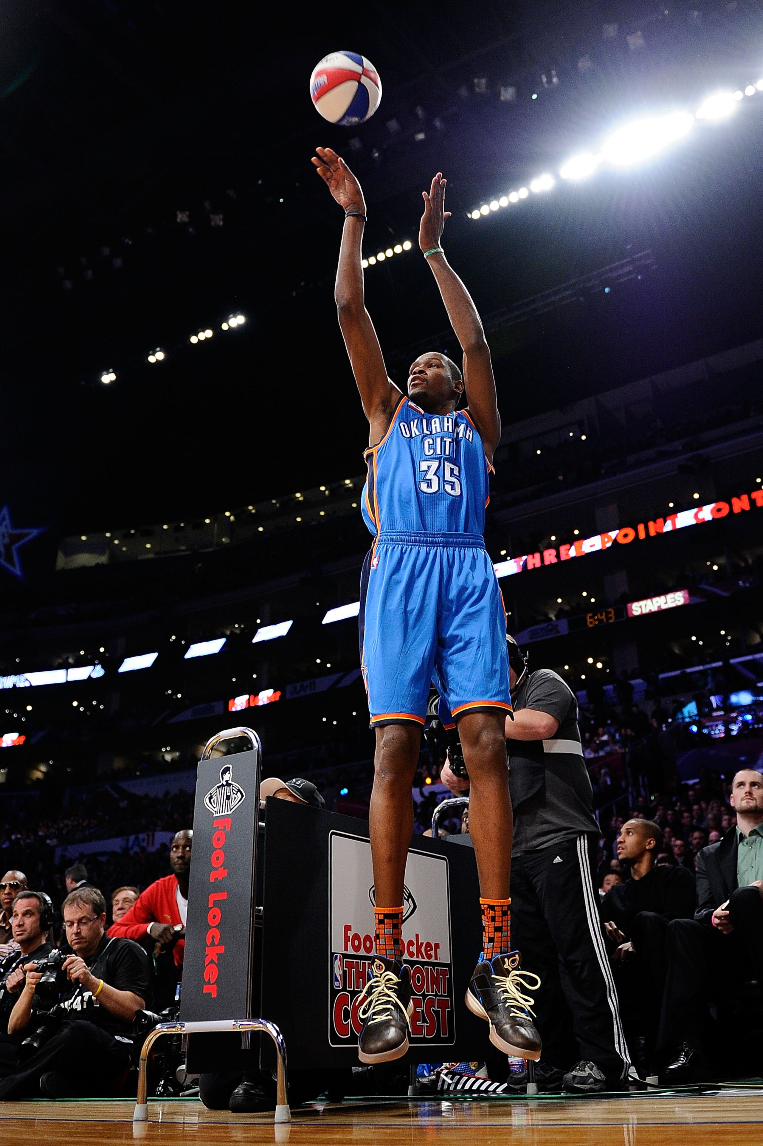 LOS ANGELES, CA - FEBRUARY 19:  Kevin Durant #35 of the Oklahoma City Thunder competes in the Foot Locker Three-Point Contest apart of NBA All-Star Saturday Night at Staples Center on February 19, 2011 in Los Angeles, California.  (Photo by Kevork Djansez
