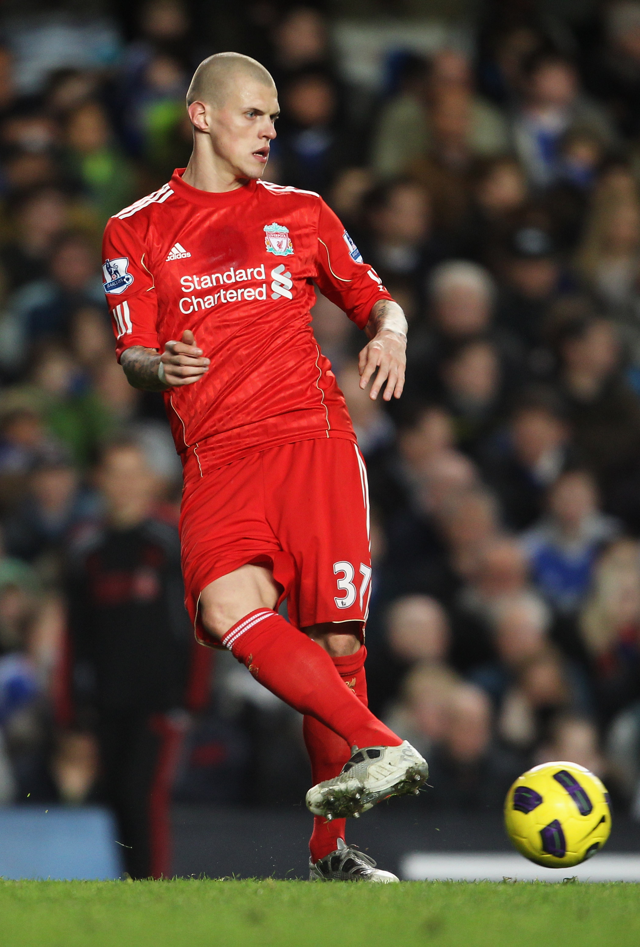 LONDON, ENGLAND - FEBRUARY 06:  Martin Skrtel of Liverpool in action during the Barclays Premier League match between Chelsea and Liverpool at Stamford Bridge on February 6, 2011 in London, England.  (Photo by Scott Heavey/Getty Images)