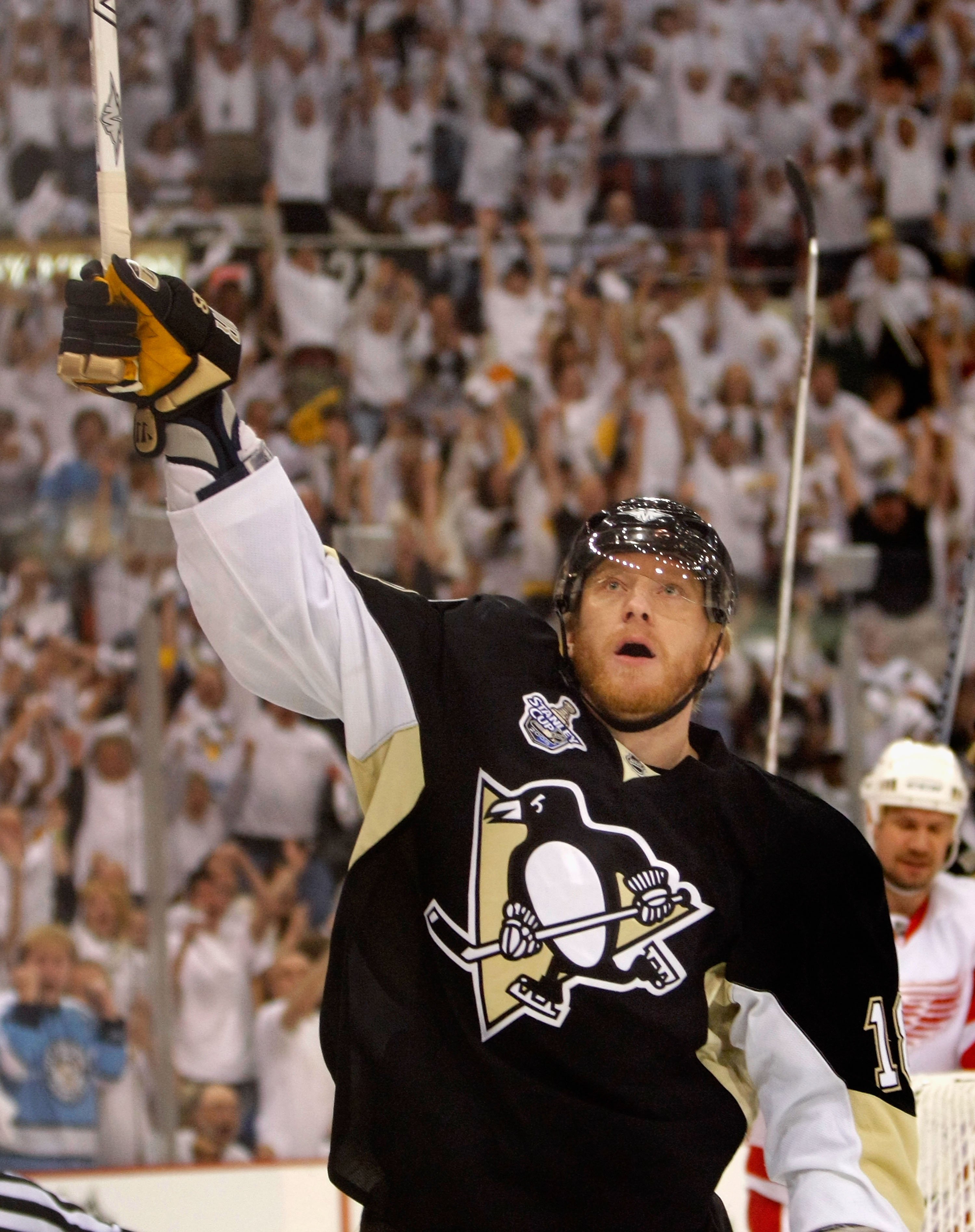 PITTSBURGH - MAY 31:  Marian Hossa #18 of the Pittsburgh Penguins celebrates after scoring a first period power play goal against the Detroit Red Wings during game four of the 2008 NHL Stanley Cup Finals at Mellon Arena on May 31, 2008 in Pittsburgh. Penn