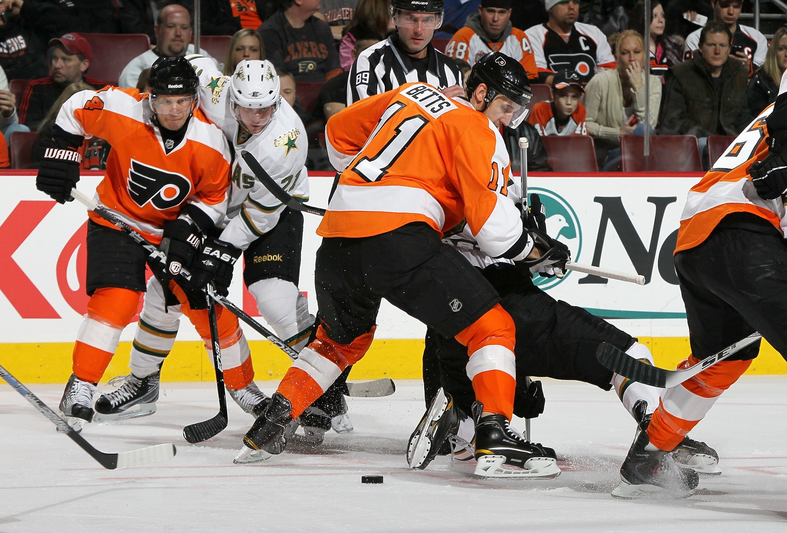 PHILADELPHIA, PA - FEBRUARY 05:  Blair Betts #11 of the Dallas Stars skates against the Philadelphia Flyers on February 5, 2011 at Wells Fargo Center in Philadelphia, Pennsylvania. The Flyers defeated the Stars 3-1.  (Photo by Jim McIsaac/Getty Images)