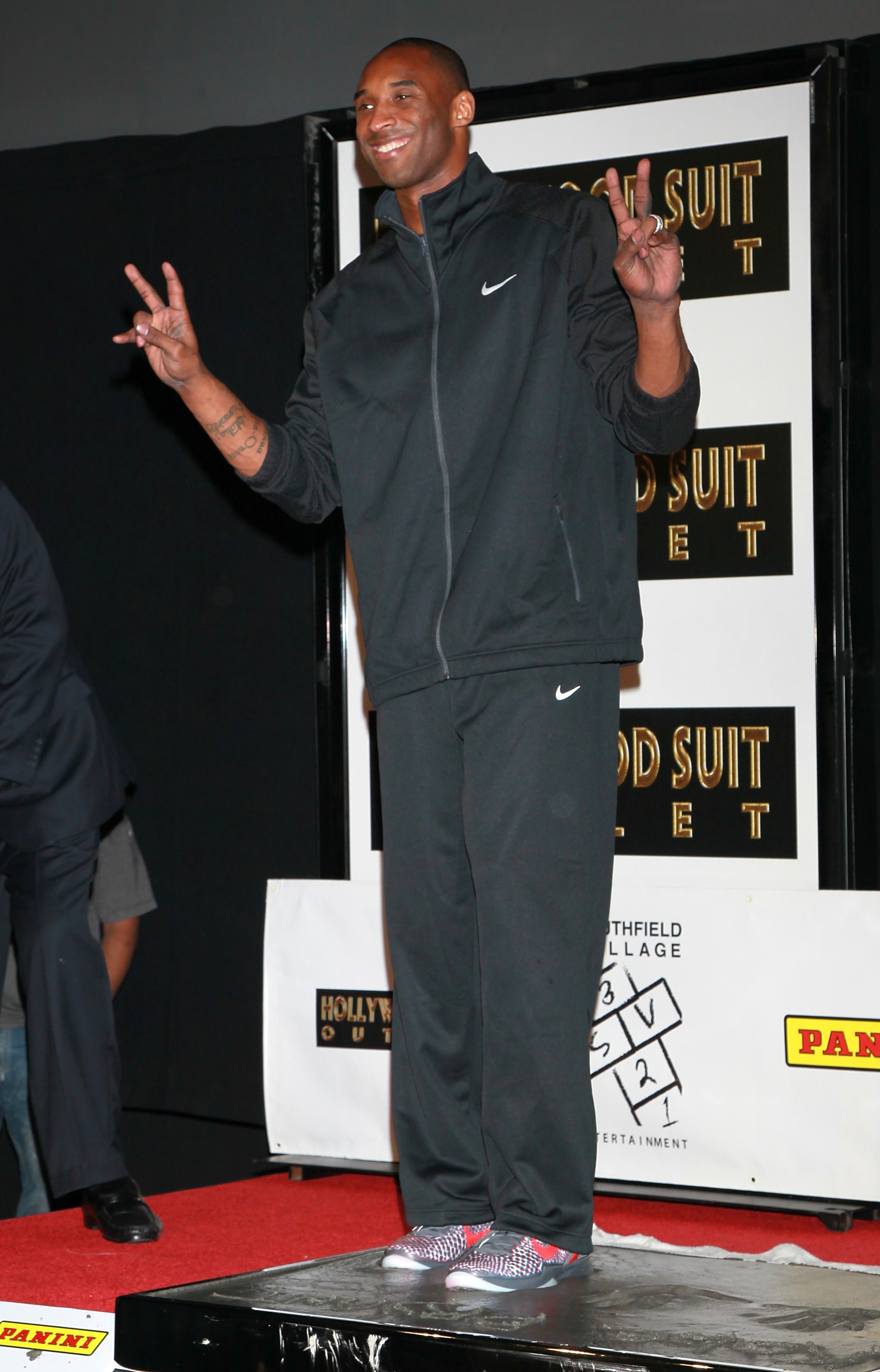 HOLLYWOOD, CA - FEBRUARY 19:  NBA player Kobe Bryant attends his hand and footprint ceremony at Grauman's Chinese Theater on February 19, 2011 in Hollywood, California.  (Photo by David Livingston/Getty Images)