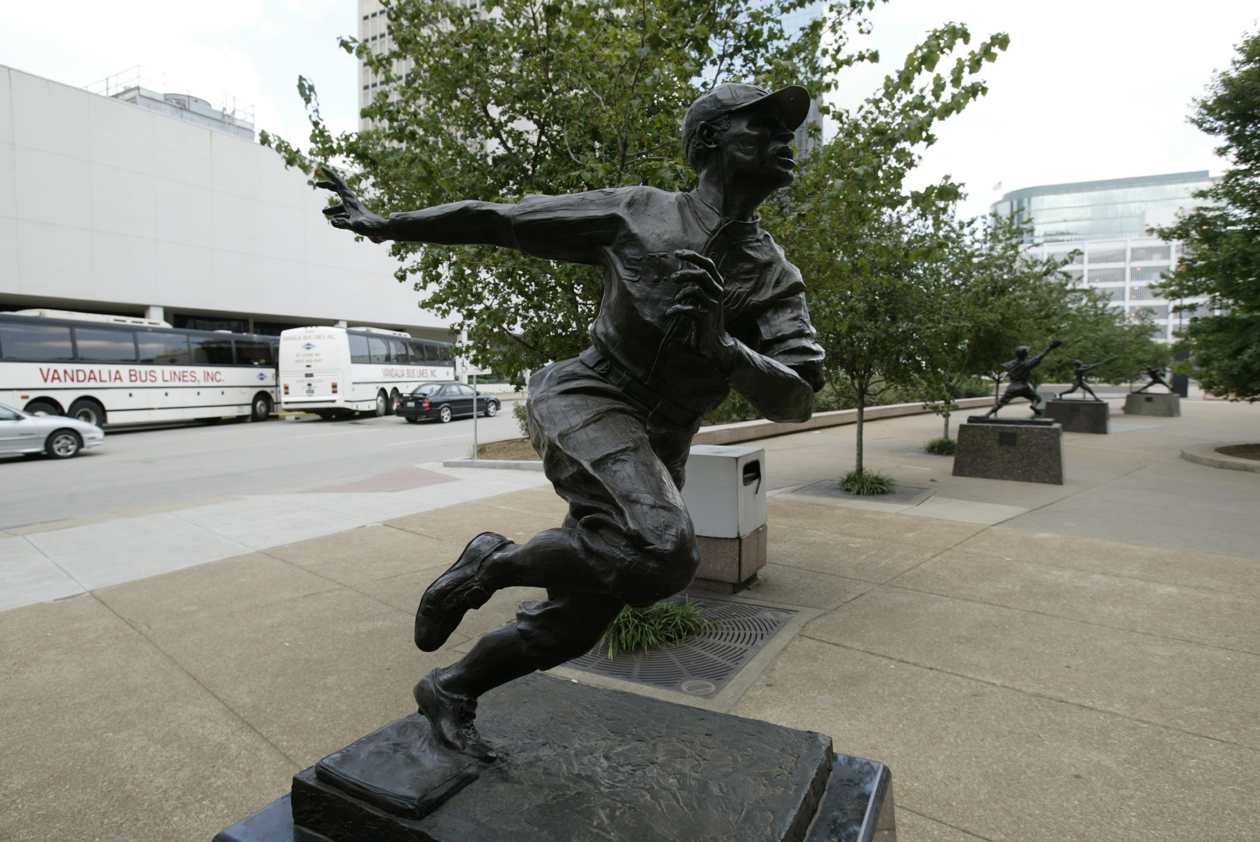 ST LOUIS - JULY 18:  Statue of 'Cool Papa' Bell of the St. Louis Cardinals is outside of Busch Stadium on July 18, 2004 in St. Louis, Missouri. (Photo by Dilip Vishwanat/Getty Images)