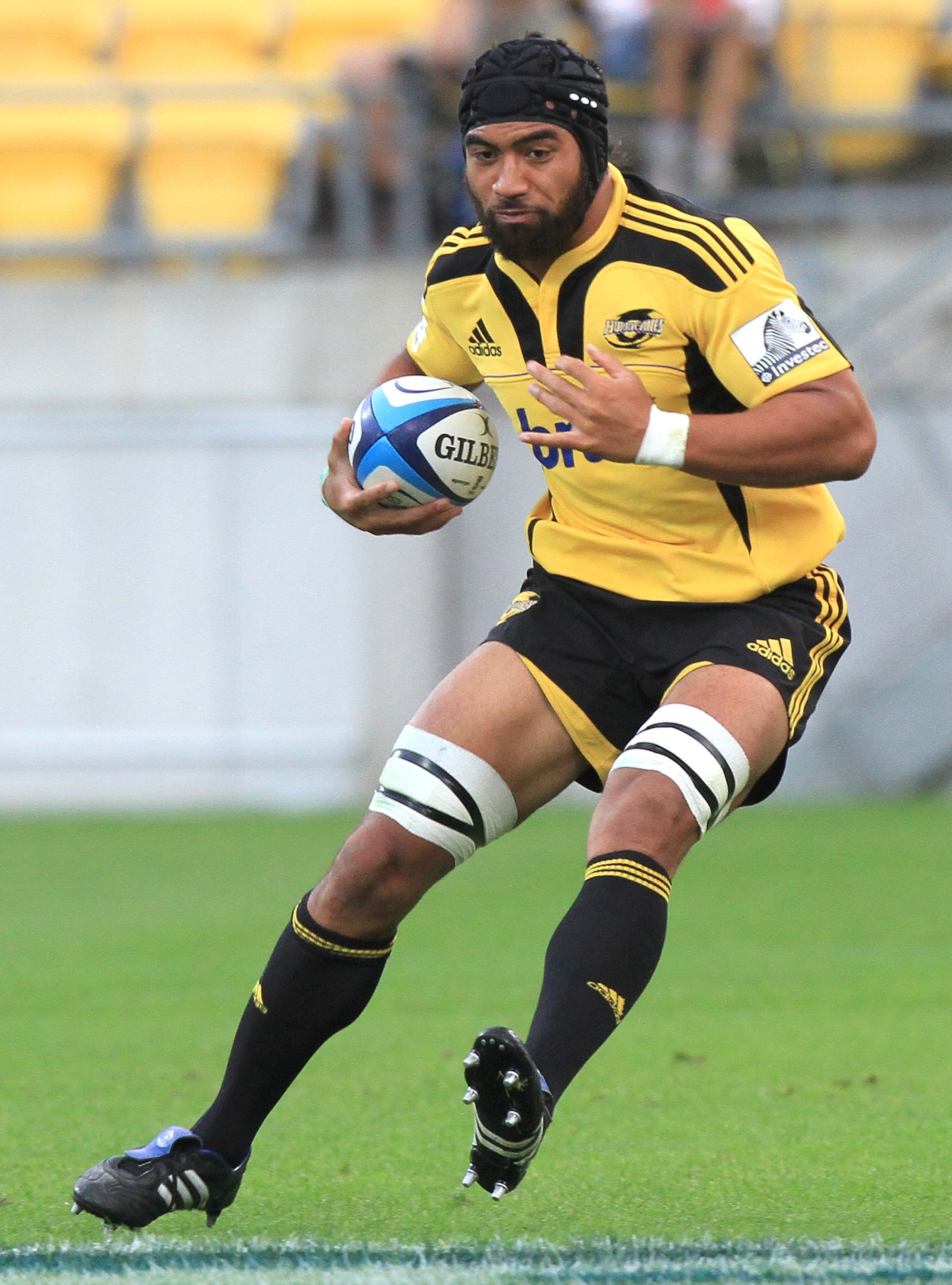 WELLINGTON, NEW ZEALAND - FEBRUARY 18:  Victor Vito of the Hurricanes runs the ball during the round one Super Rugby match between the Hurricanes and the Highlanders at Westpac Stadium on February 18, 2011 in Wellington, New Zealand.  (Photo by Marty Melv