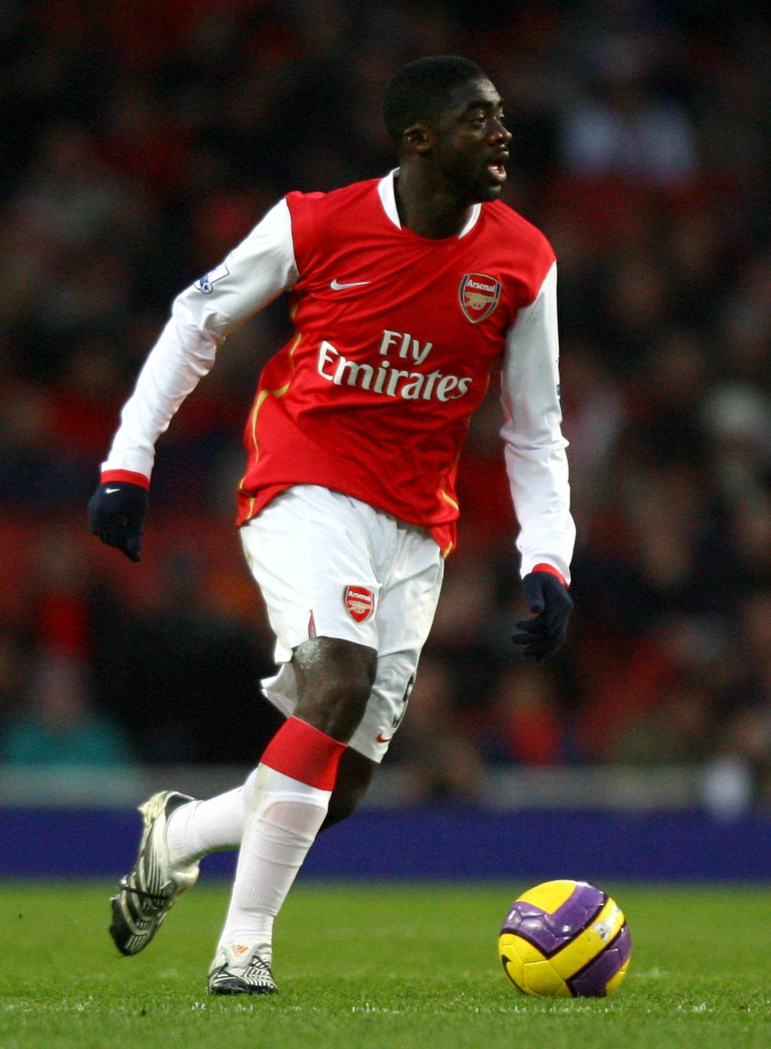 LONDON - NOVEMBER 24:  Kolo Toure of Arsenal in action during the Barclays Premier League match between Arsenal and Wigan Athletic at the Emirates Stadium on November 24, 2007 in London, England.  (Photo by Ryan Pierse/Getty Images)