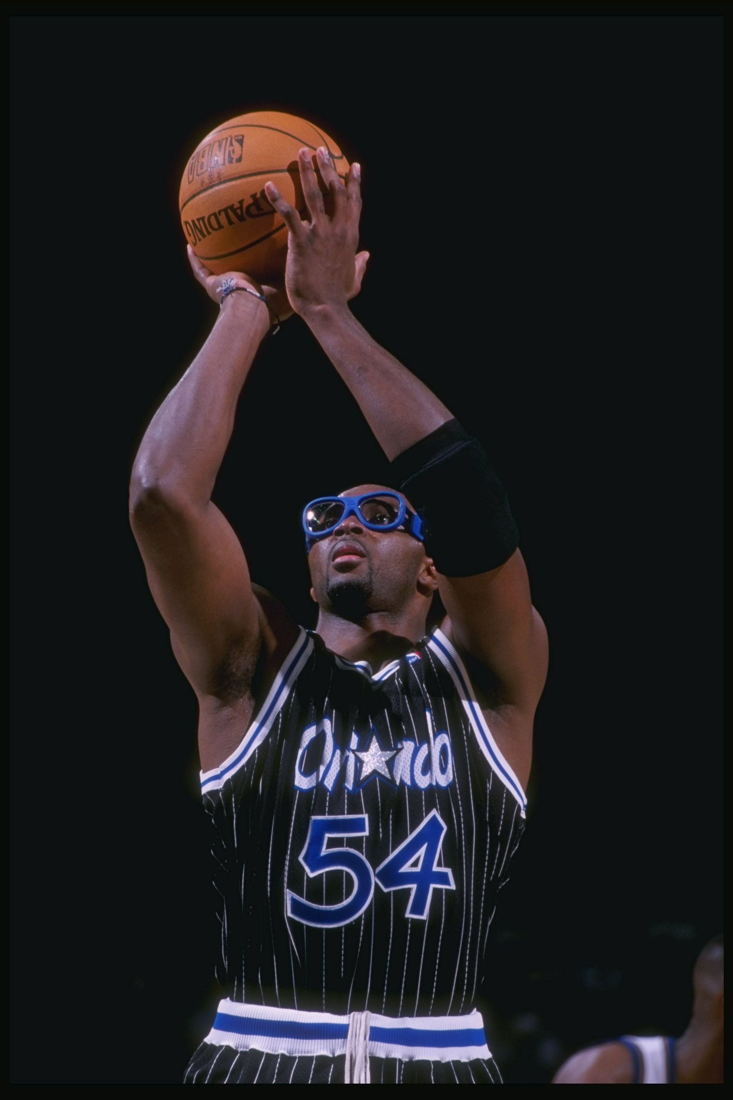 15 Nov 1997: Forward Horace Grant of the Orlando Magic prepares to shoot the ball during a game against the Washington Wizards at the USAir Arena in Landover, Maryland. The Magic won the game 102-91. Mandatory Credit: Doug Pensinger /Allsport 15 Nov 1997: Forward Horace Grant of the Orlando Magic prepares to shoot the ball during a game against the Washington Wizards at the USAir Arena in Landover, Maryland. The Magic won the game 102-91. Mandatory Credit: Doug Pensinger /Allsport