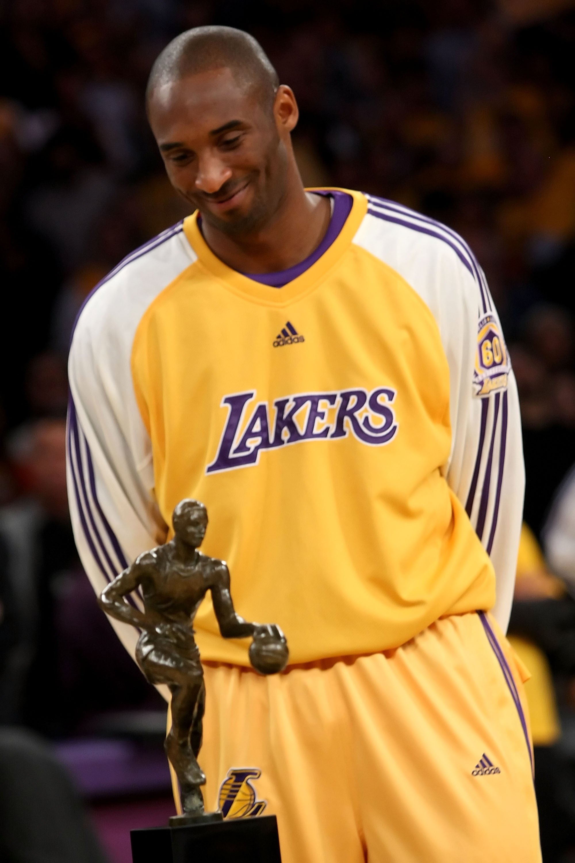 Bryant, Jackson and the Lakers Add to Their Trophy Collections