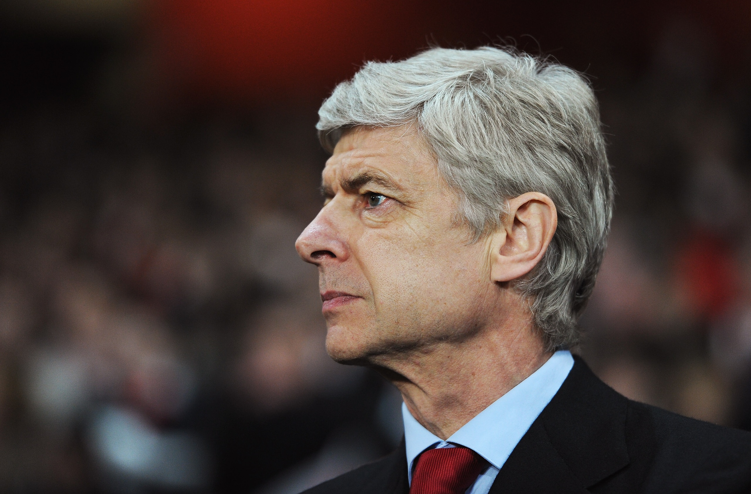 LONDON, ENGLAND - FEBRUARY 16: Arsene Wenger, Manager of Arsenal looks on during the UEFA Champions League round of 16 first leg match between Arsenal and Barcelona at the Emirates Stadium on February 16, 2011 in London, England.  (Photo by Jasper Juinen/