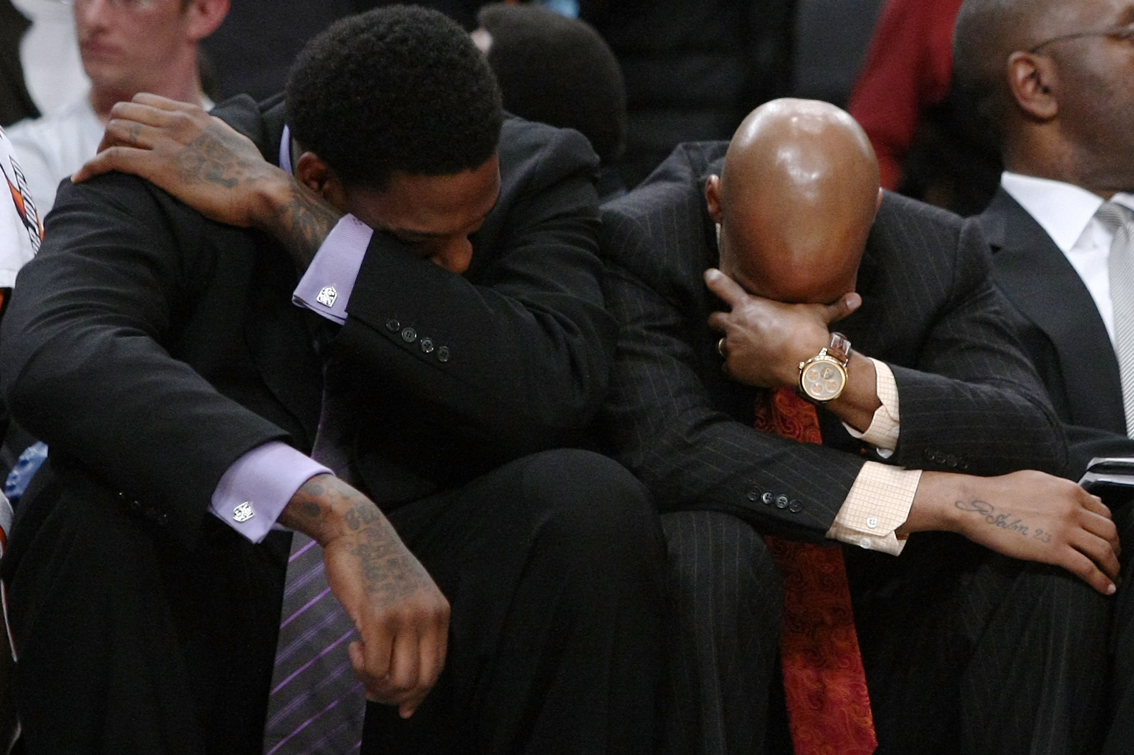 NEW YORK - MARCH 16: Eddy Curry (L) and Stephon Marbury of the New York Knicks react at the end of the match against the Atlanta Hawks at Madison Square Garden March 16, 2008 in New York City. NOTE TO USER: User expressly acknowledges and agrees that, by 