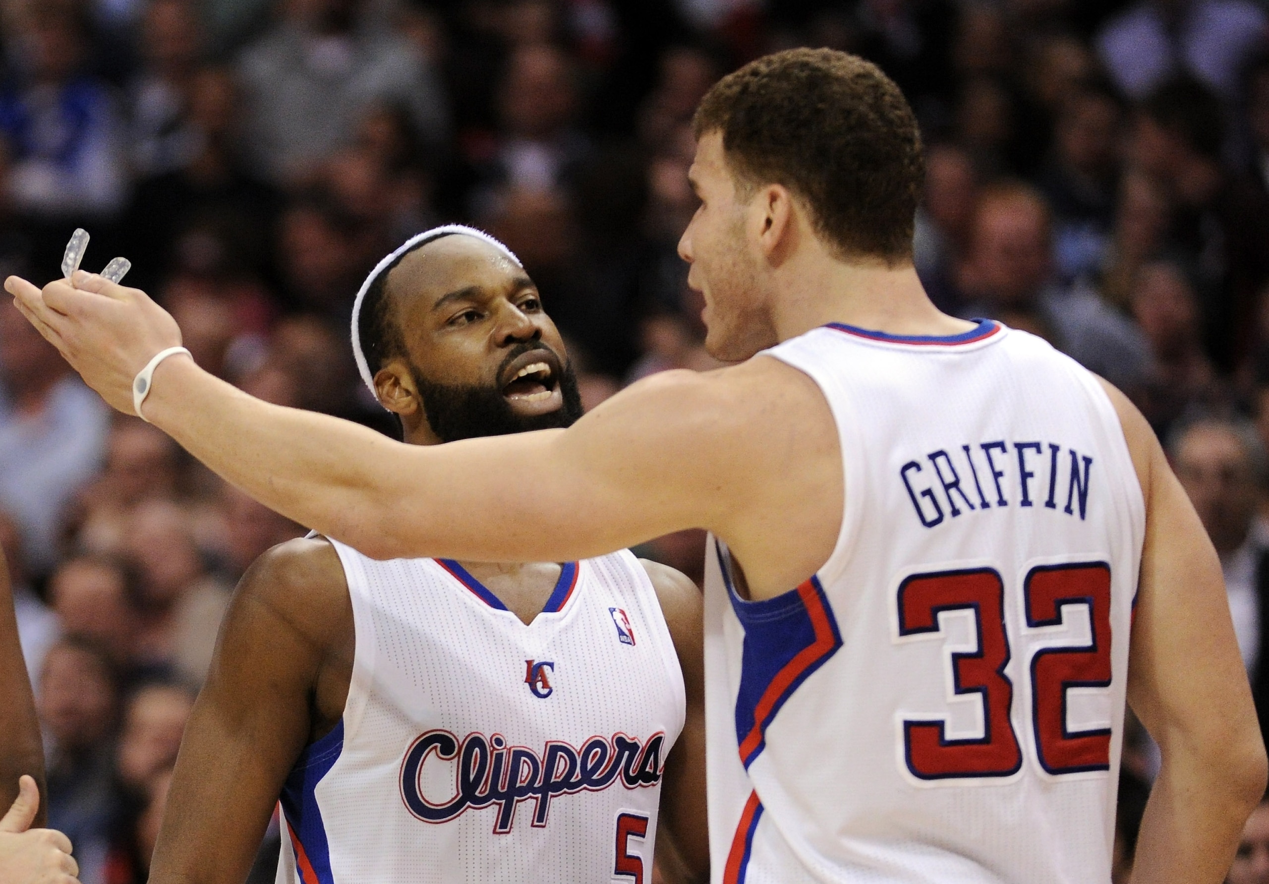 LOS ANGELES, CA - JANUARY 12: Baron Davis #5 of the Los Angeles Clippers attempts to calm Blake Griffin #32 after a foul in the game against the Miami Heat at Staples Center on January 12, 2011 in Los Angeles, California. NOTE TO USER: User expressly ac LOS ANGELES, CA - JANUARY 12: Baron Davis #5 of the Los Angeles Clippers attempts to calm Blake Griffin #32 after a foul in the game against the Miami Heat at Staples Center on January 12, 2011 in Los Angeles, California. NOTE TO USER: User expressly ac