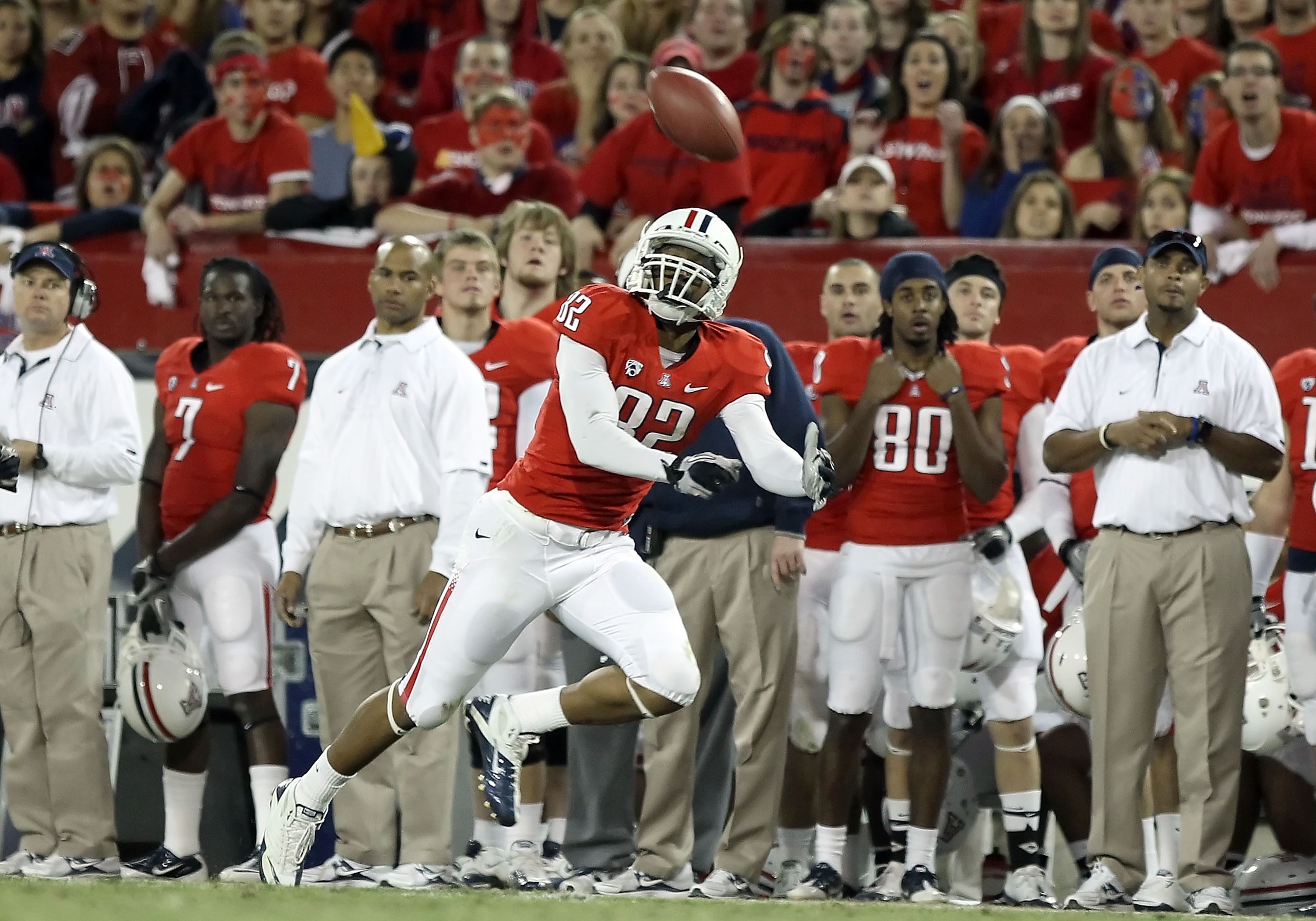 TUCSON, AZ - DECEMBER 02:  Wide receiver Juron Criner #82 of the Arizona Wildcats is unable to catch a deep pass during the college football game against the Arizona State Sun Devils at Arizona Stadium on December 2, 2010 in Tucson, Arizona.  (Photo by Ch