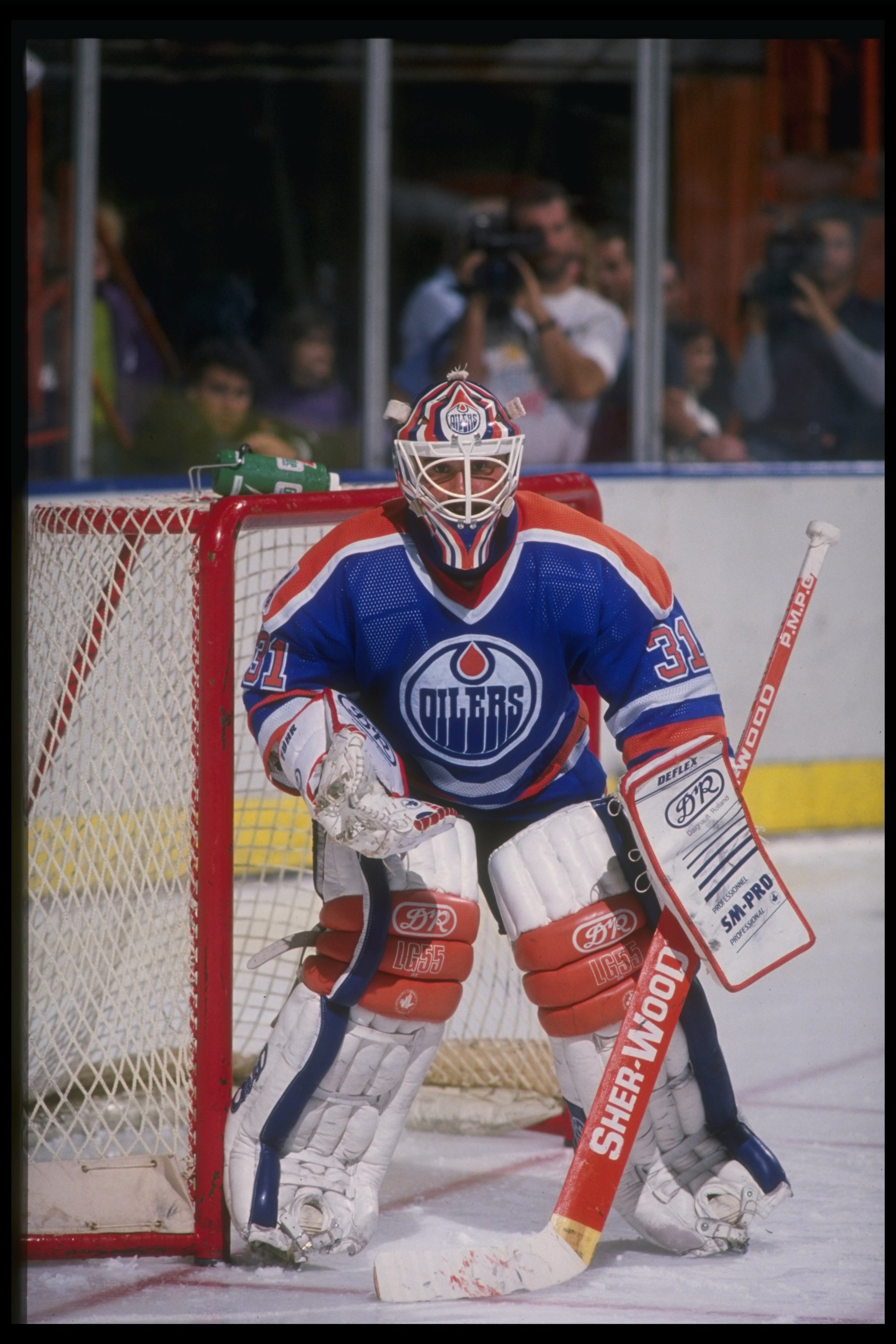 1988-1989: Goaltender Grant Fuhr of the Edmonton Oilers. Mandatory Credit: Mike Powell /Allsport 1988-1989: Goaltender Grant Fuhr of the Edmonton Oilers. Mandatory Credit: Mike Powell /Allsport