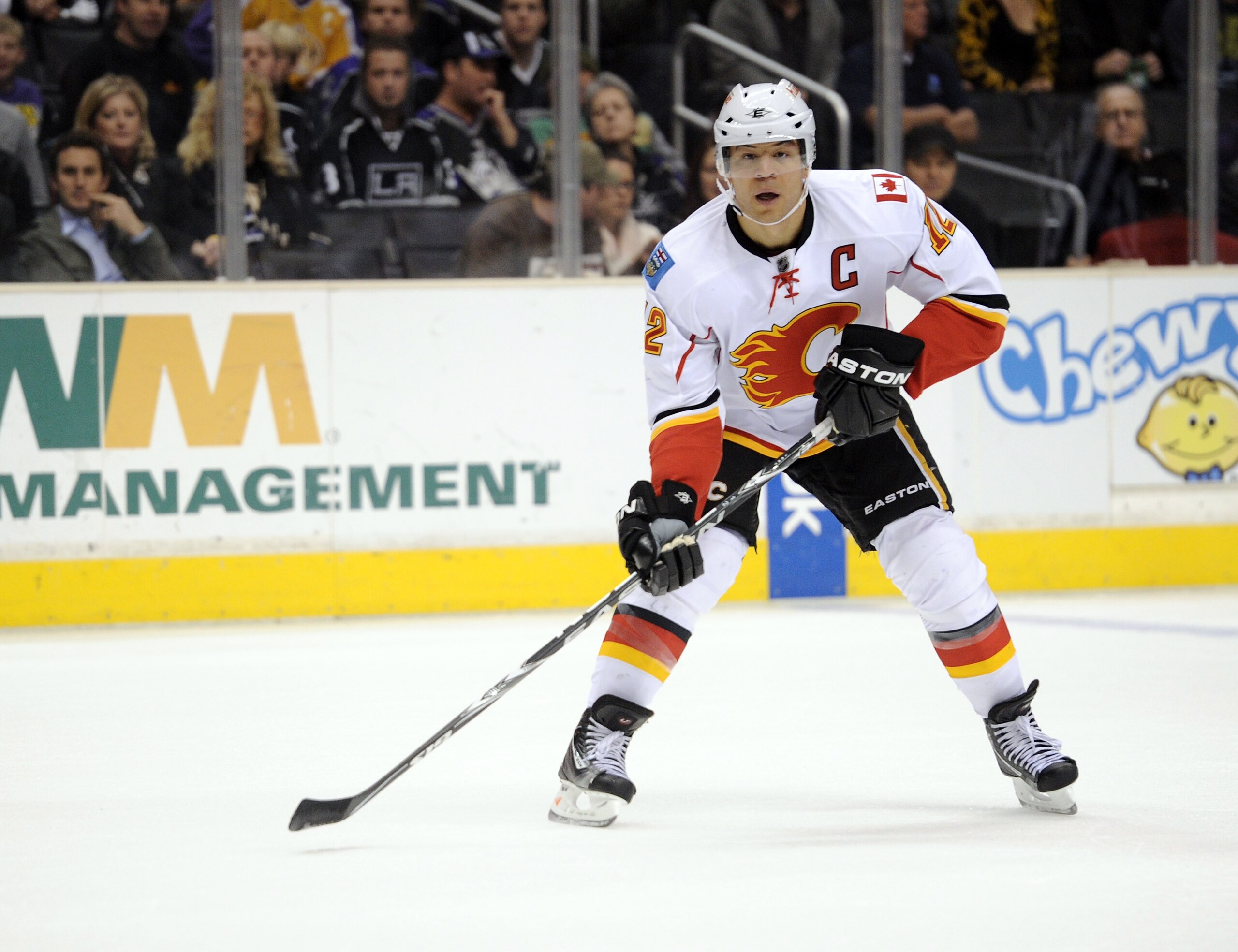 LOS ANGELES, CA - DECEMBER 09:  Jarome Iginla #12 of the Calgary Flames waits for a pass during the game agains the Los Angeles Kings at the Staples Center on December 9, 2010 in Los Angeles, California.  (Photo by Harry How/Getty Images)
