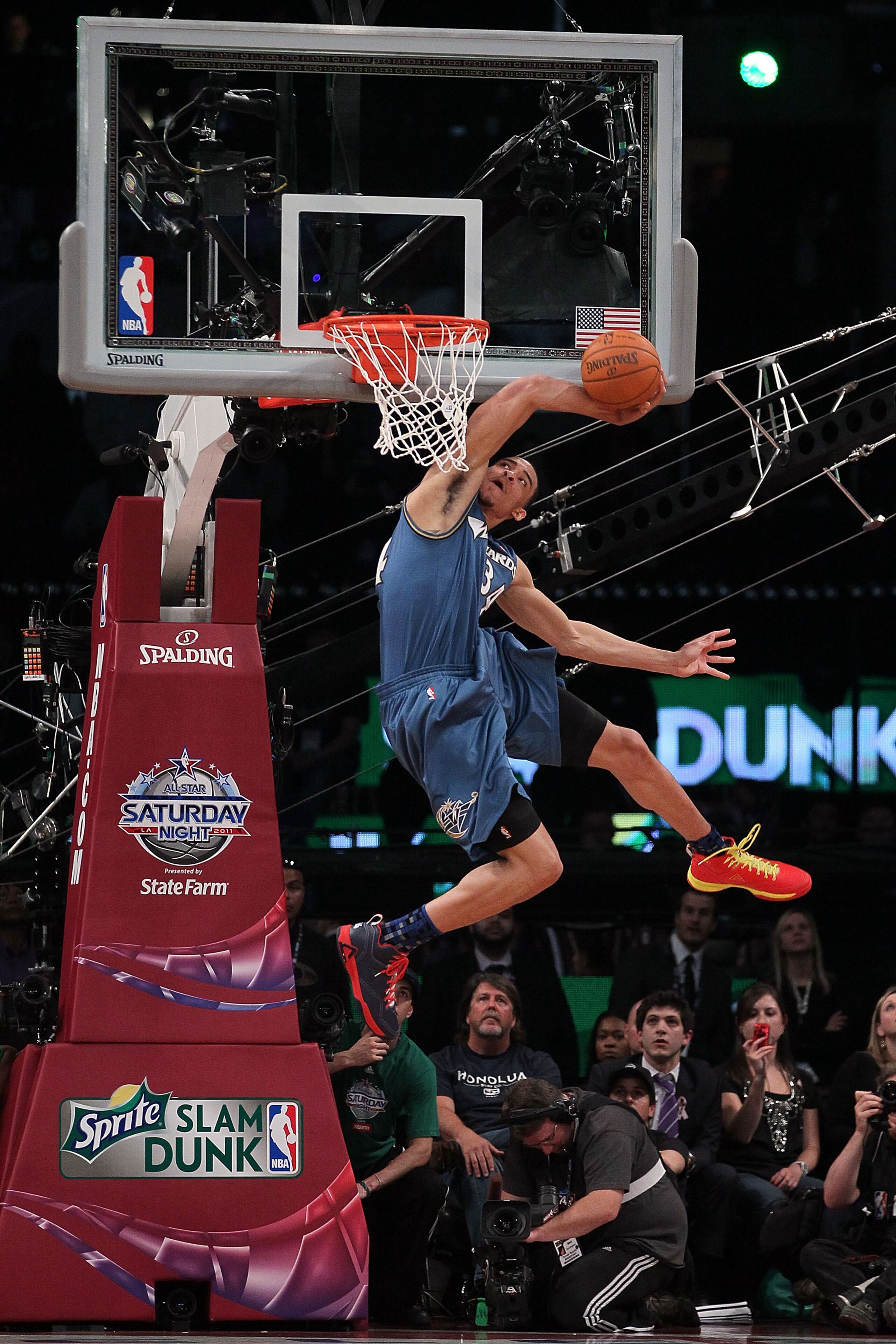 LOS ANGELES, CA - FEBRUARY 19: JaVale McGee #34 of the Washington Wizards goes up for a dunk in the Sprite Slam Dunk Contest apart of NBA All-Star Saturday Night at Staples Center on February 19, 2011 in Los Angeles, California. NOTE TO USER: User expres LOS ANGELES, CA - FEBRUARY 19: JaVale McGee #34 of the Washington Wizards goes up for a dunk in the Sprite Slam Dunk Contest apart of NBA All-Star Saturday Night at Staples Center on February 19, 2011 in Los Angeles, California. NOTE TO USER: User expres