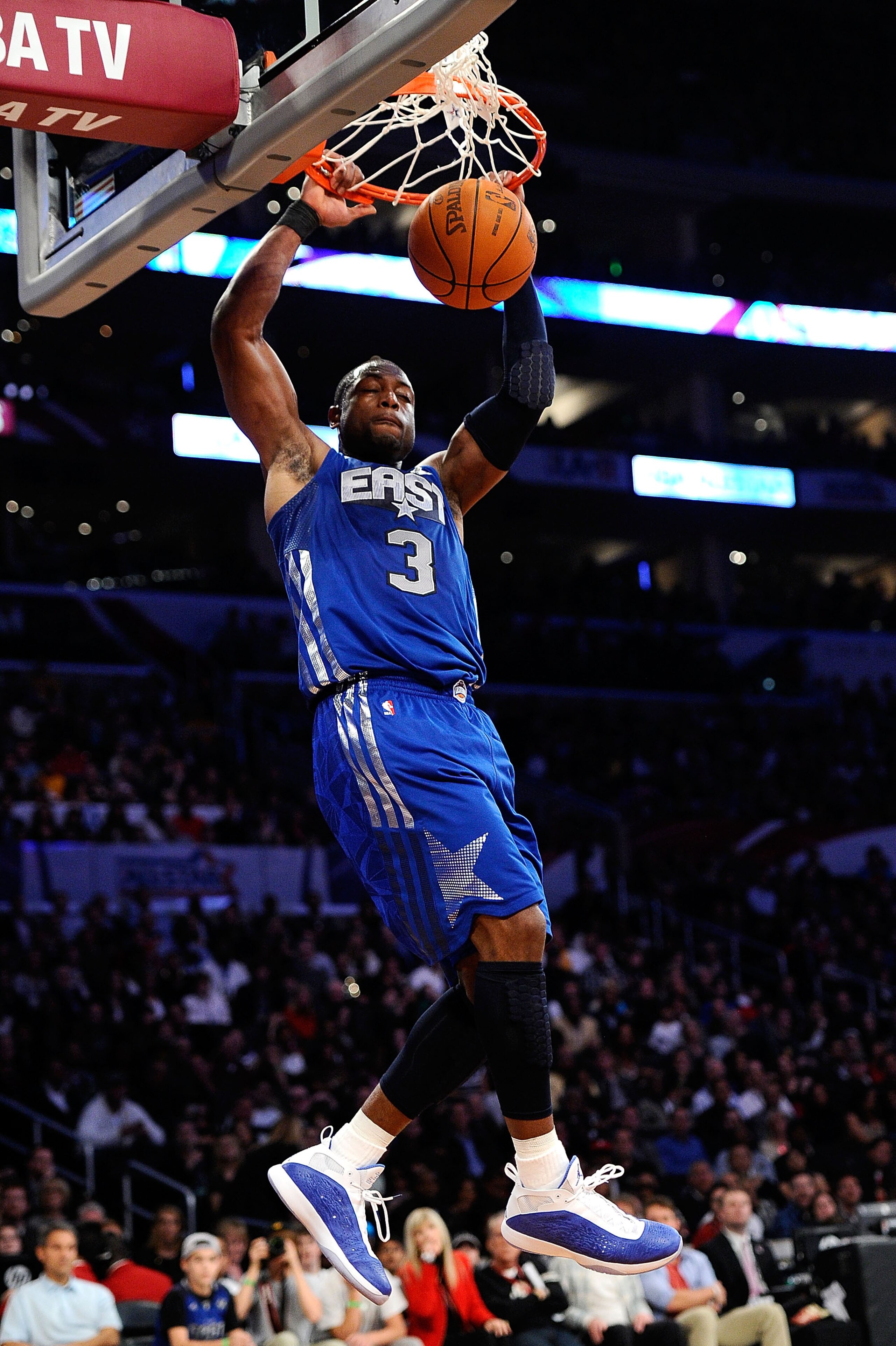 LOS ANGELES, CA - FEBRUARY 20:  Dwyane Wade #3 of the Miami Heat and the Eastern Conference goes up for a dunk in the first half in the 2011 NBA All-Star Game at Staples Center on February 20, 2011 in Los Angeles, California. NOTE TO USER: User expressly