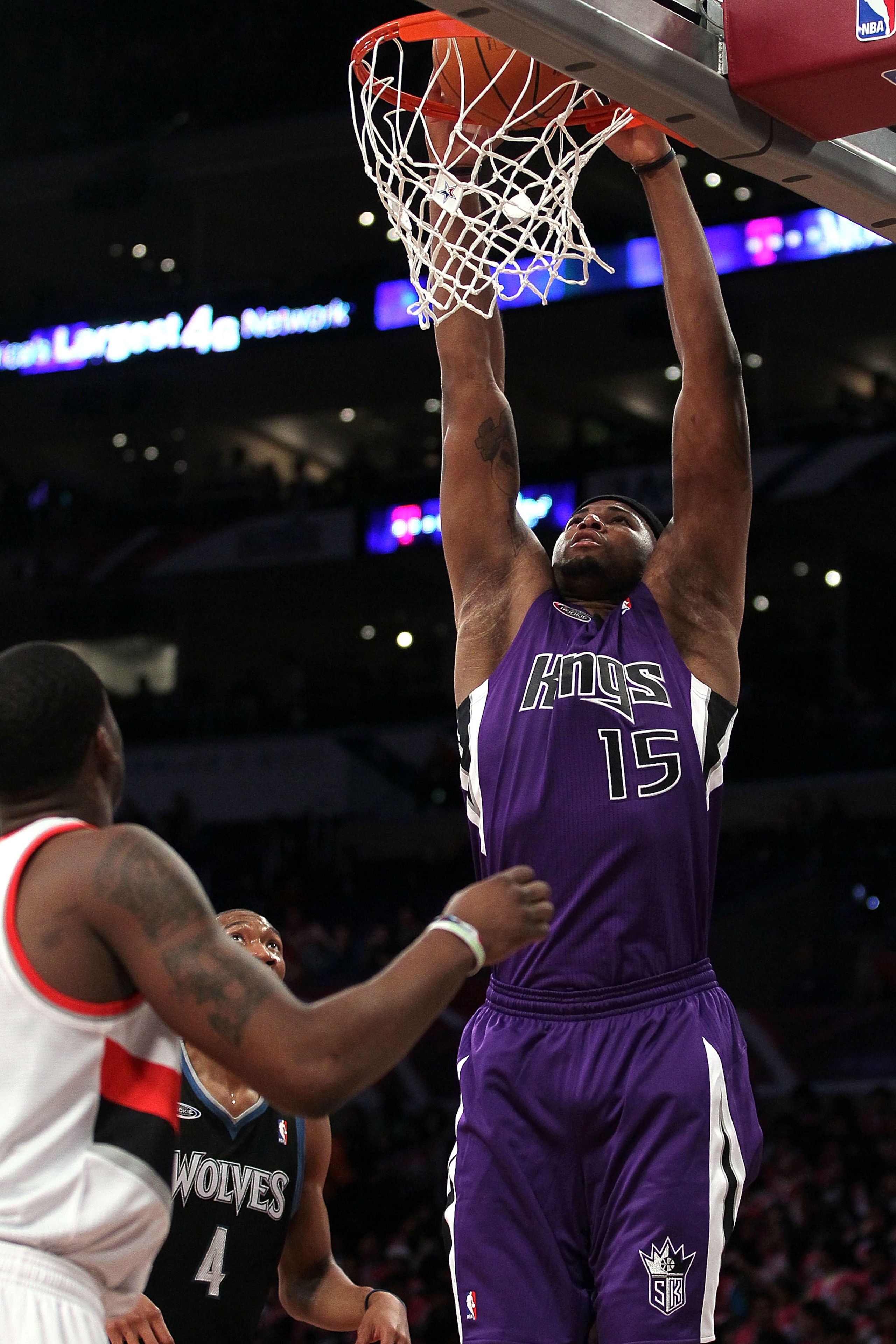 LOS ANGELES, CA - FEBRUARY 18:  DeMarcus Cousins #15 of the Sacramento Kings and the Rookie Team dunks the ball in the first half during the T-Mobile Rookie Challenge and Youth Jam at Staples Center on February 18, 2011 in Los Angeles, California.  (Photo