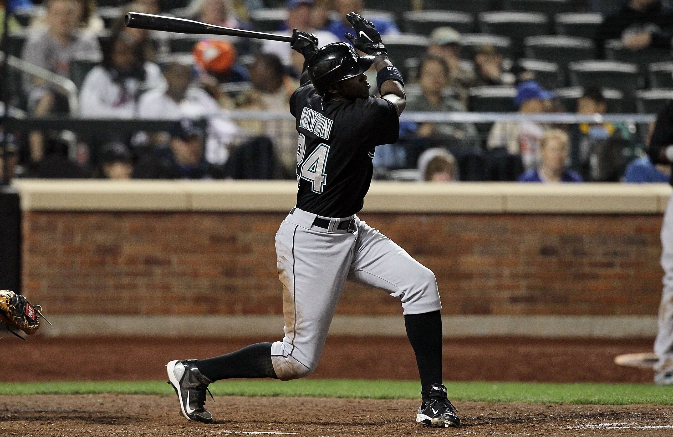 NEW YORK - APRIL 08:  Cameron Maybin #24 of the Florida Marlins bats against the New York Mets on April 8, 2010 at Citi Field in the Flushing neighborhood of the Queens borough of New York City.  (Photo by Jim McIsaac/Getty Images)