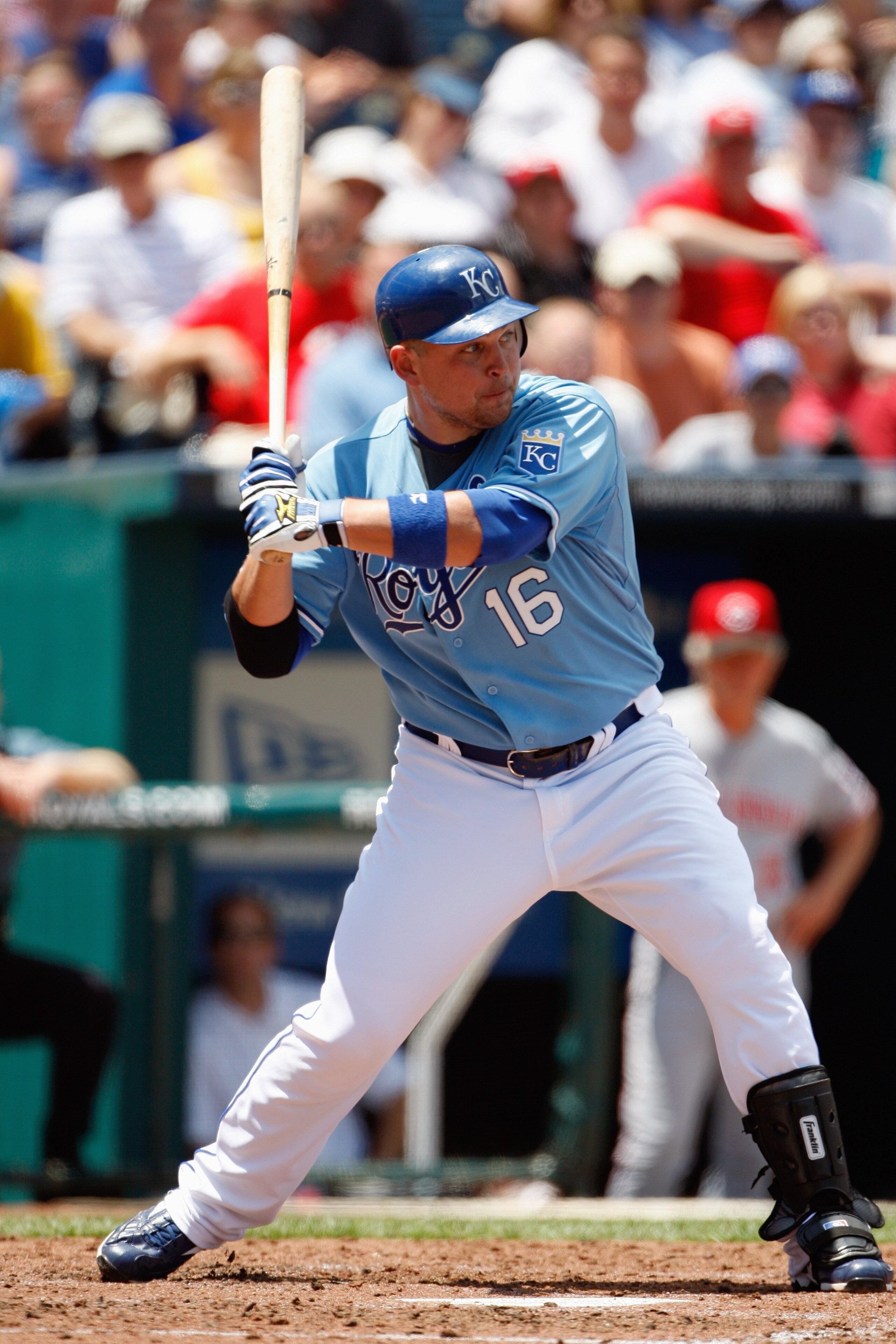 KANSAS CITY, MO - JUNE 14:  Billy Butler #16 of the Kansas City Royals bats against the Cincinnati Reds during the game on June 14, 2009 in Kansas City, Missouri. (Photo by Jamie Squire/Getty Images)
