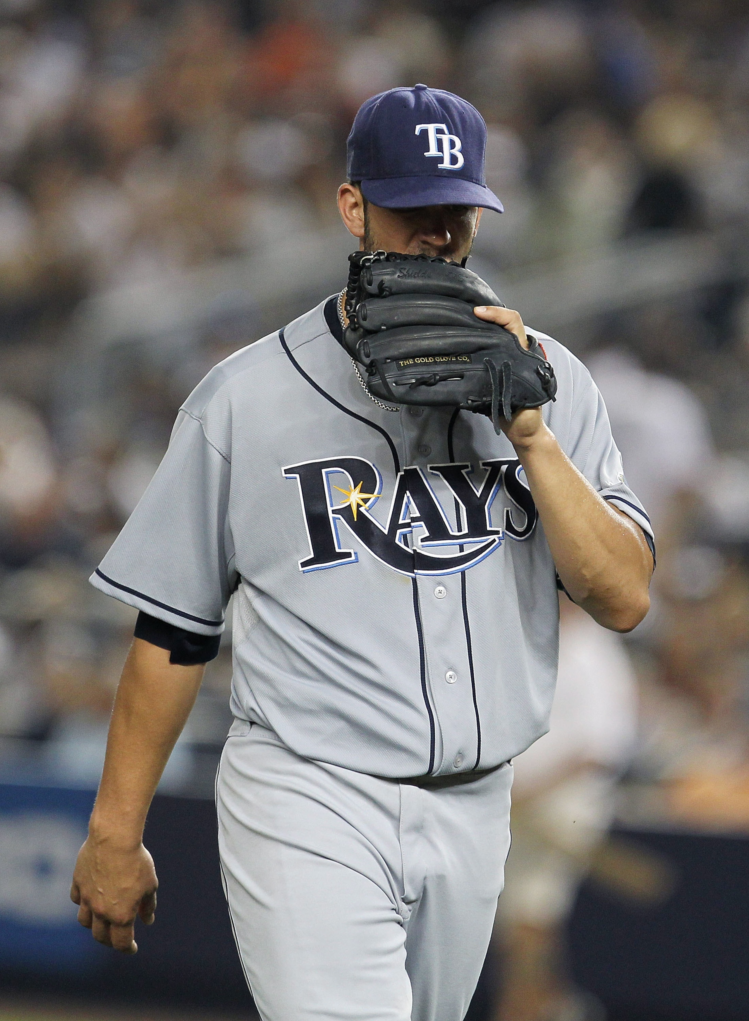 NEW YORK - JULY 16: James Shields of the Tampa Bay Rays leaves the field after the sixth inning after giving up two home runs against the New York Yankees on July 16, 2010 at Yankee Stadium in the Bronx borough of New York City. (Photo by Al Bello/Gett NEW YORK - JULY 16: James Shields of the Tampa Bay Rays leaves the field after the sixth inning after giving up two home runs against the New York Yankees on July 16, 2010 at Yankee Stadium in the Bronx borough of New York City. (Photo by Al Bello/Gett