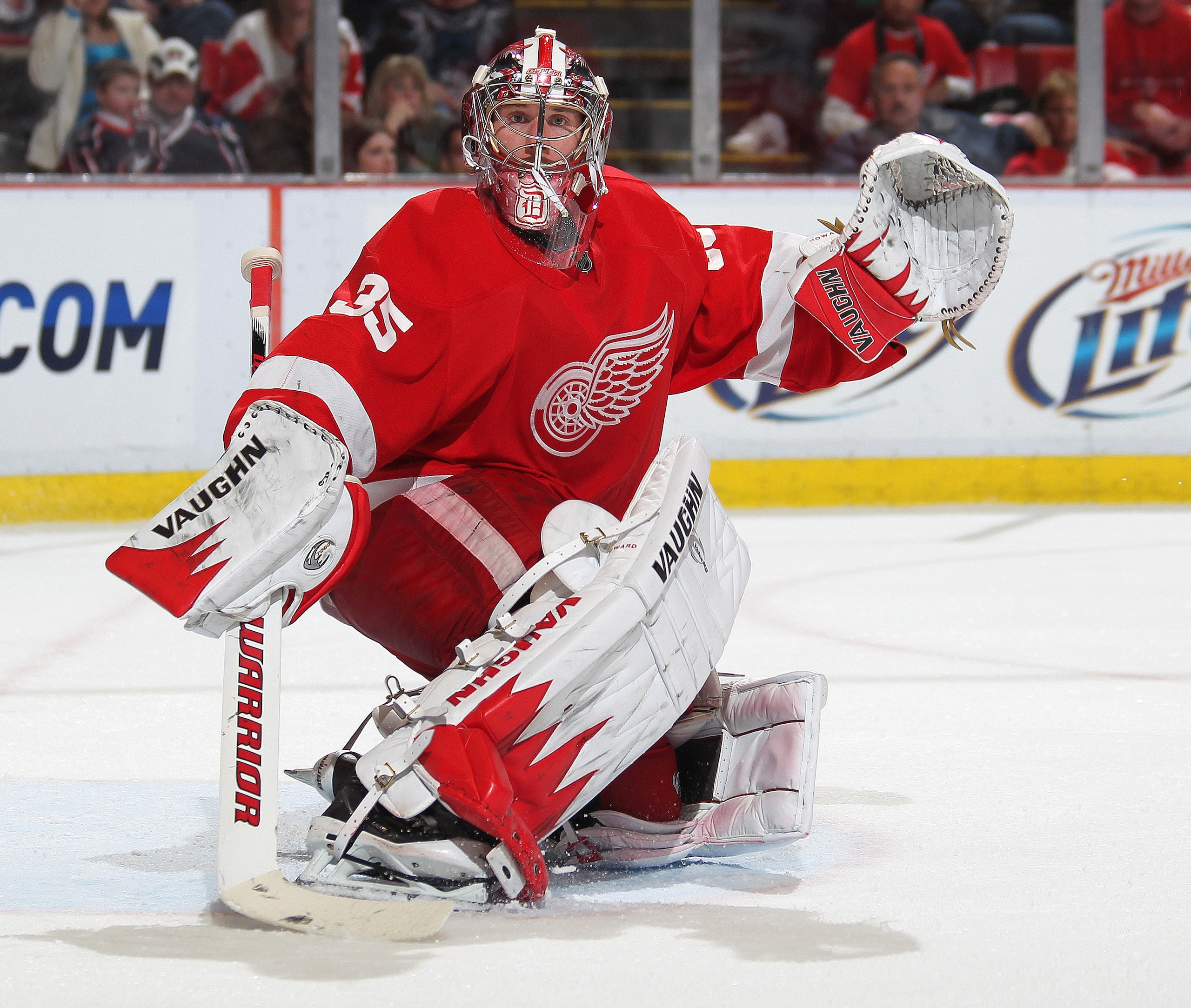 DETROIT, MI - FEBRUARY 4: Jimmy Howard #35 of the Detroit Red Wings turns a shot away in a game against the Columbus Blue Jackets on February 4, 2011 at the Joe Louis Arena in Detroit, Michigan. The Blue Jackets defeated the Wings 3-0. (Photo by Claus An DETROIT, MI - FEBRUARY 4: Jimmy Howard #35 of the Detroit Red Wings turns a shot away in a game against the Columbus Blue Jackets on February 4, 2011 at the Joe Louis Arena in Detroit, Michigan. The Blue Jackets defeated the Wings 3-0. (Photo by Claus An
