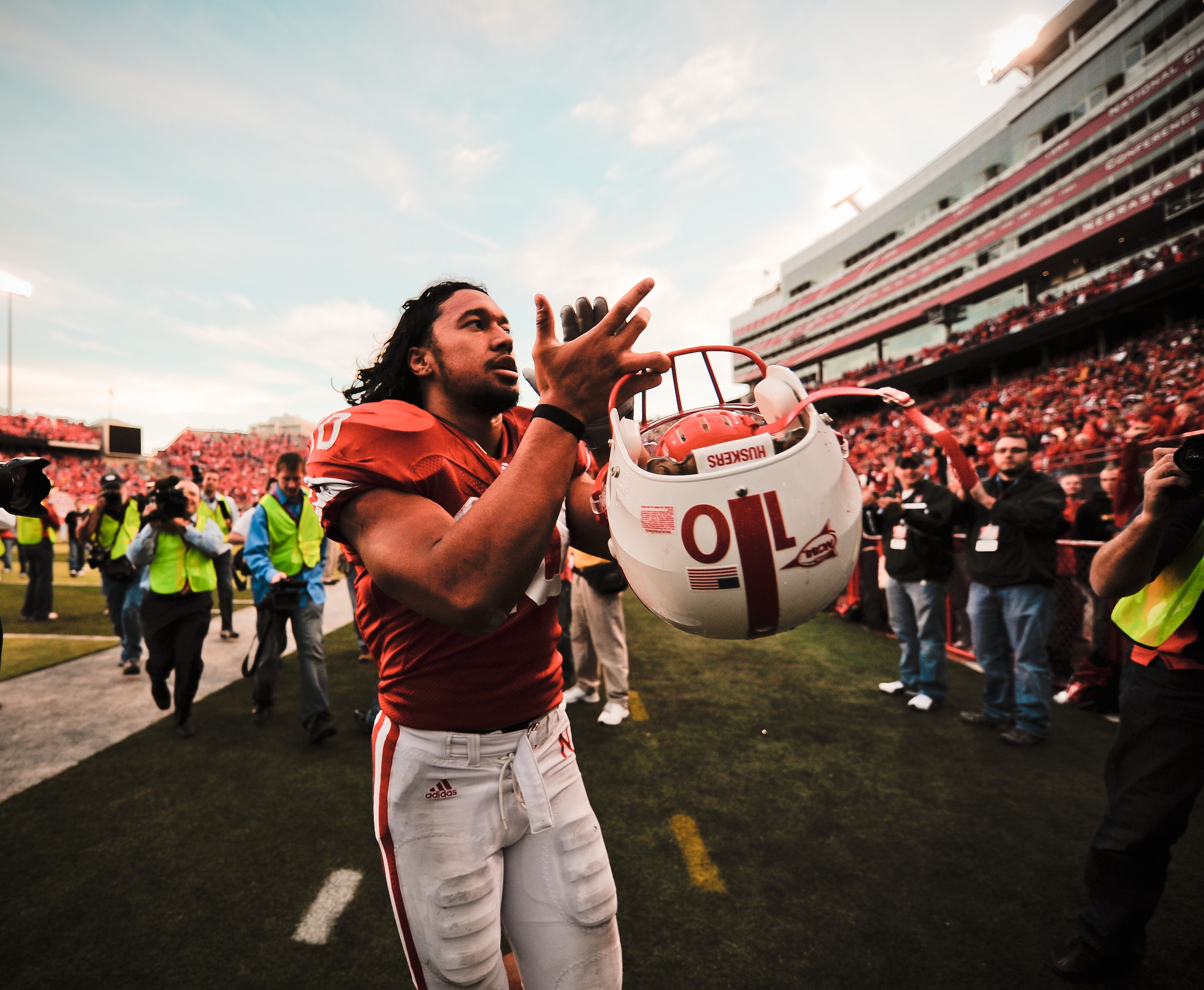 LINCOLN, NE - OCTOBER 30: Running back Roy Helu Jr. #10 cheers the Husker faithful after their game against the Missouri Tigers at Memorial Stadium on October 30, 2010 in Lincoln, Nebraska. Nebraska Defeated Missouri 31-17. (Photo by Eric Francis/Getty Im
