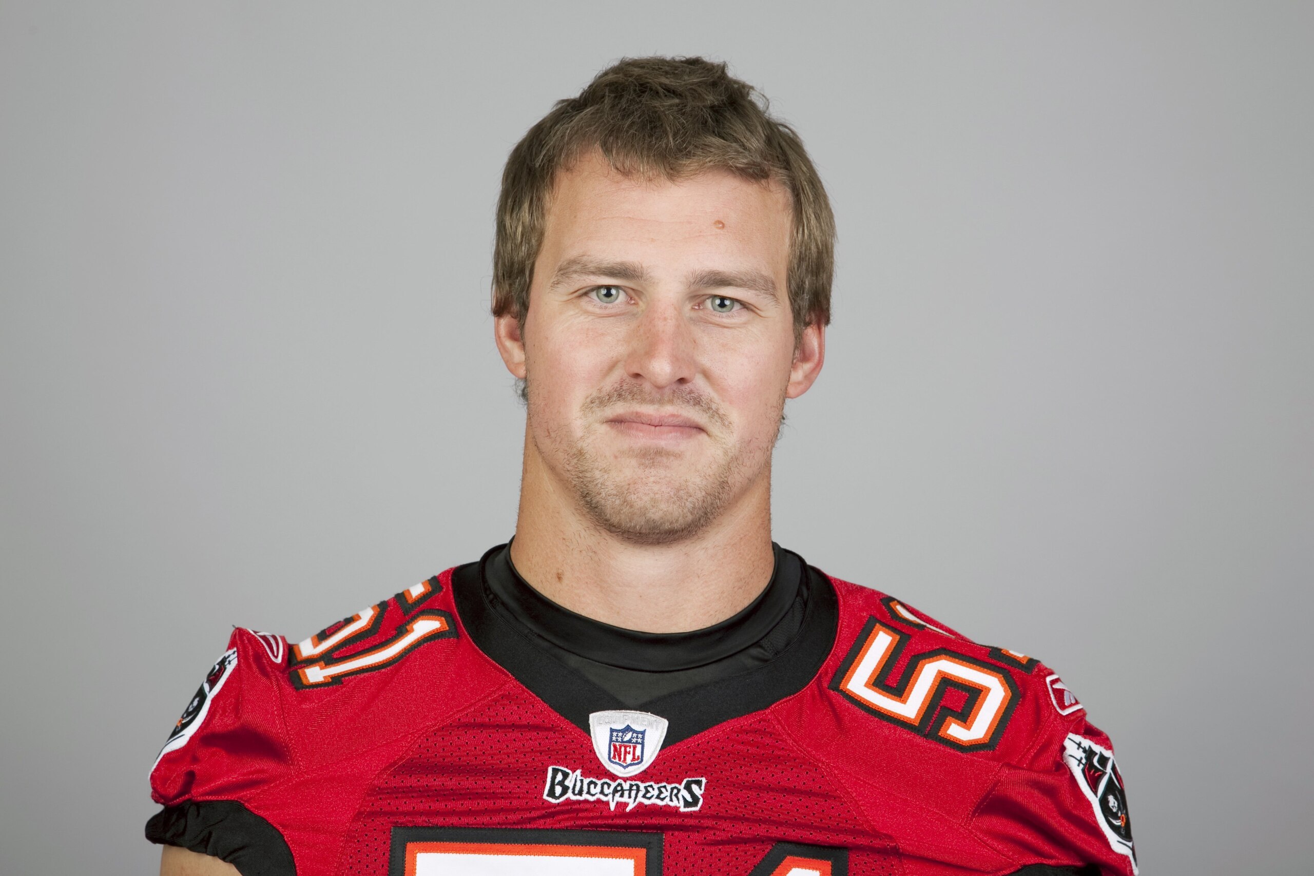 TAMPA, FL - 2009:  Barrett Ruud of the Tampa Bay Buccaneers poses for his 2009 NFL headshot at photo day in Tampa, Florida.  (Photo by NFL Photos)