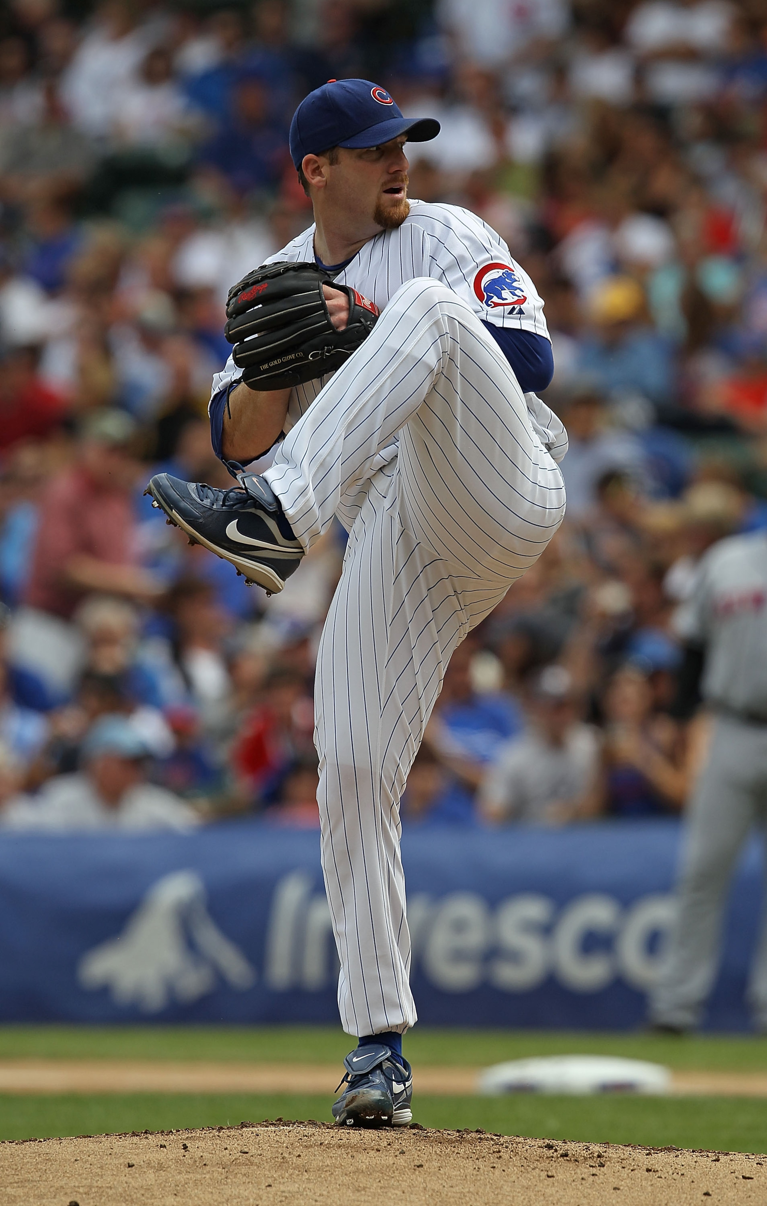 CHICAGO - SEPTEMBER 05: Starting pitcher Ryan Dempster #46 of the Chicago Cubs delivers the ball against the New York Mets at Wrigley Field on September 5, 2010 in Chicago, Illinois. The Mets defeated the Cubs 18-5. (Photo by Jonathan Daniel/Getty Images)