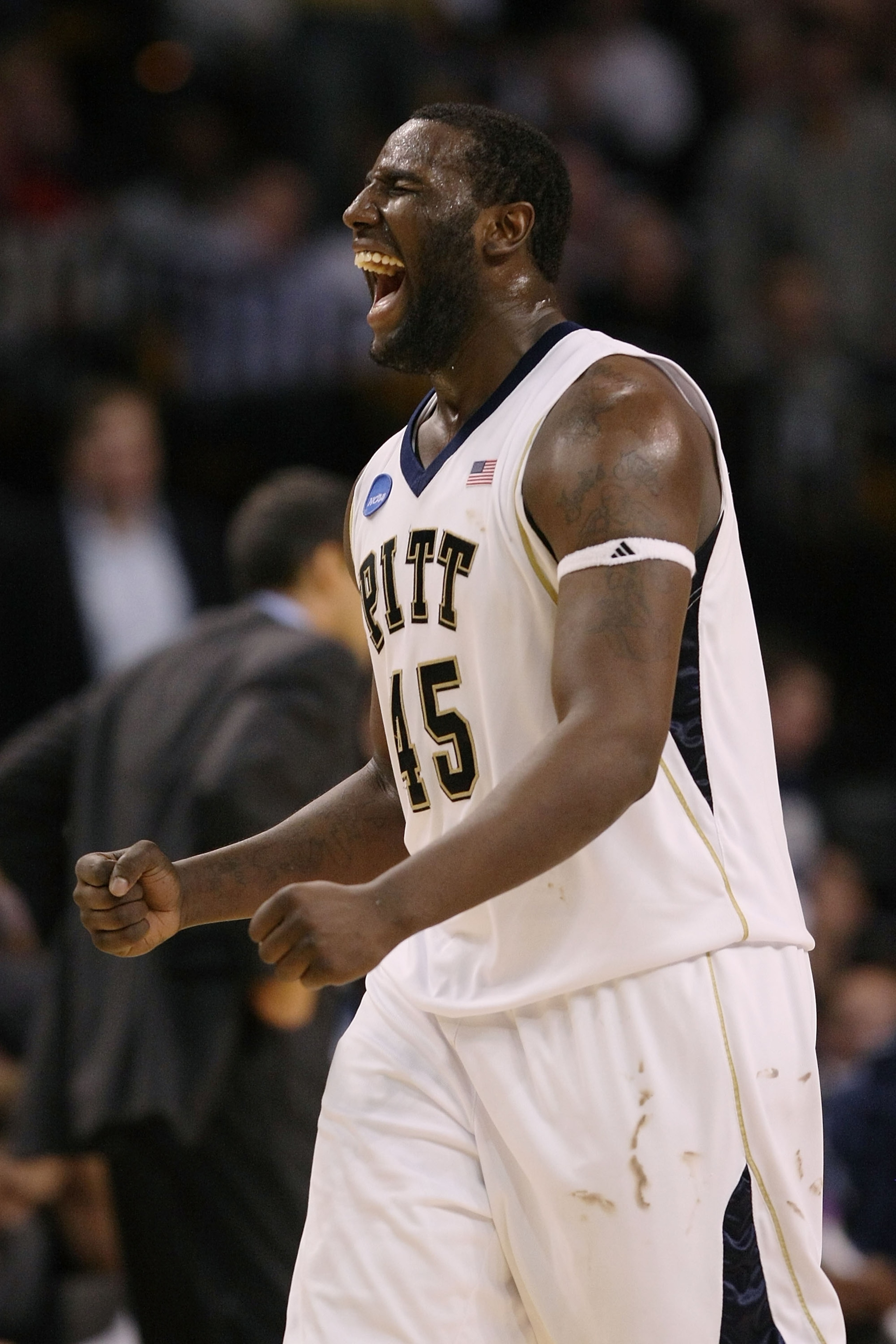 BOSTON - MARCH 28: DeJuan Blair #45 of the Pittsburgh Panthers shouts during their game against the Villanova Wildcats during the NCAA Men's Basketball Tournament East Regionals at TD Banknorth Garden on March 28, 2009 in Boston, Massachusetts. (Photo b BOSTON - MARCH 28: DeJuan Blair #45 of the Pittsburgh Panthers shouts during their game against the Villanova Wildcats during the NCAA Men's Basketball Tournament East Regionals at TD Banknorth Garden on March 28, 2009 in Boston, Massachusetts. (Photo b