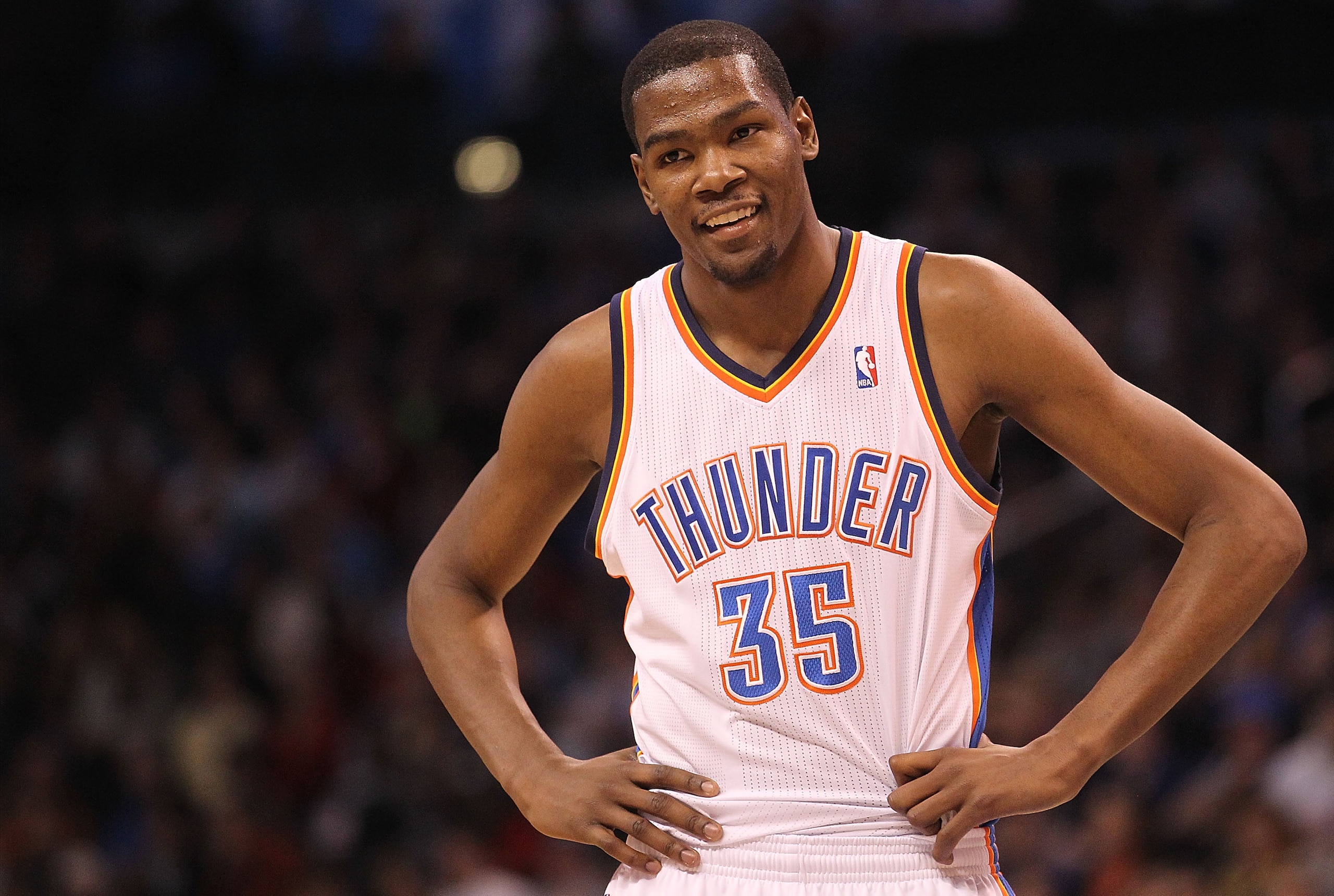 OKLAHOMA CITY, OK - JANUARY 30: Kevin Durant #35 of the Oklahoma City Thunder at Ford Center on January 30, 2011 in Oklahoma City, Oklahoma. NOTE TO USER: User expressly acknowledges and agrees that, by downloading and or using this photograph, User is OKLAHOMA CITY, OK - JANUARY 30: Kevin Durant #35 of the Oklahoma City Thunder at Ford Center on January 30, 2011 in Oklahoma City, Oklahoma. NOTE TO USER: User expressly acknowledges and agrees that, by downloading and or using this photograph, User is
